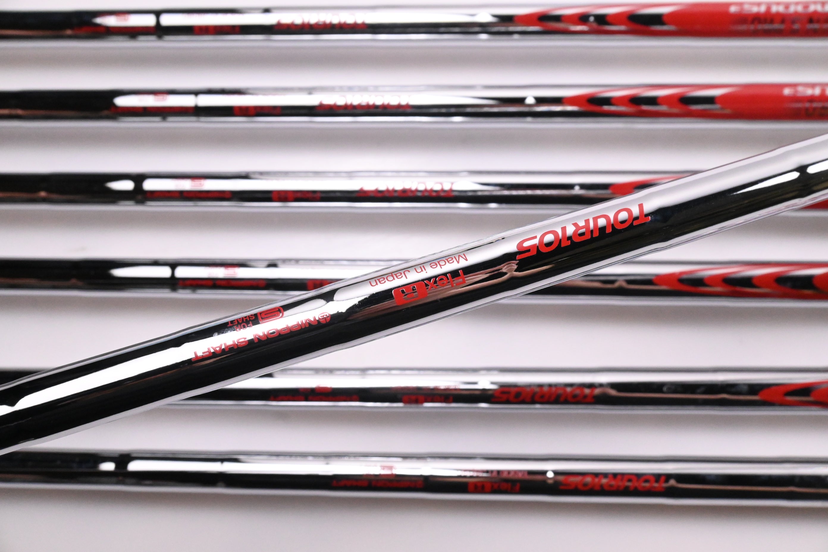 Srixon Z-565 Irons / 4-PW / Regular Flex N.S.Pro Modus3 Tour 105 Shafts