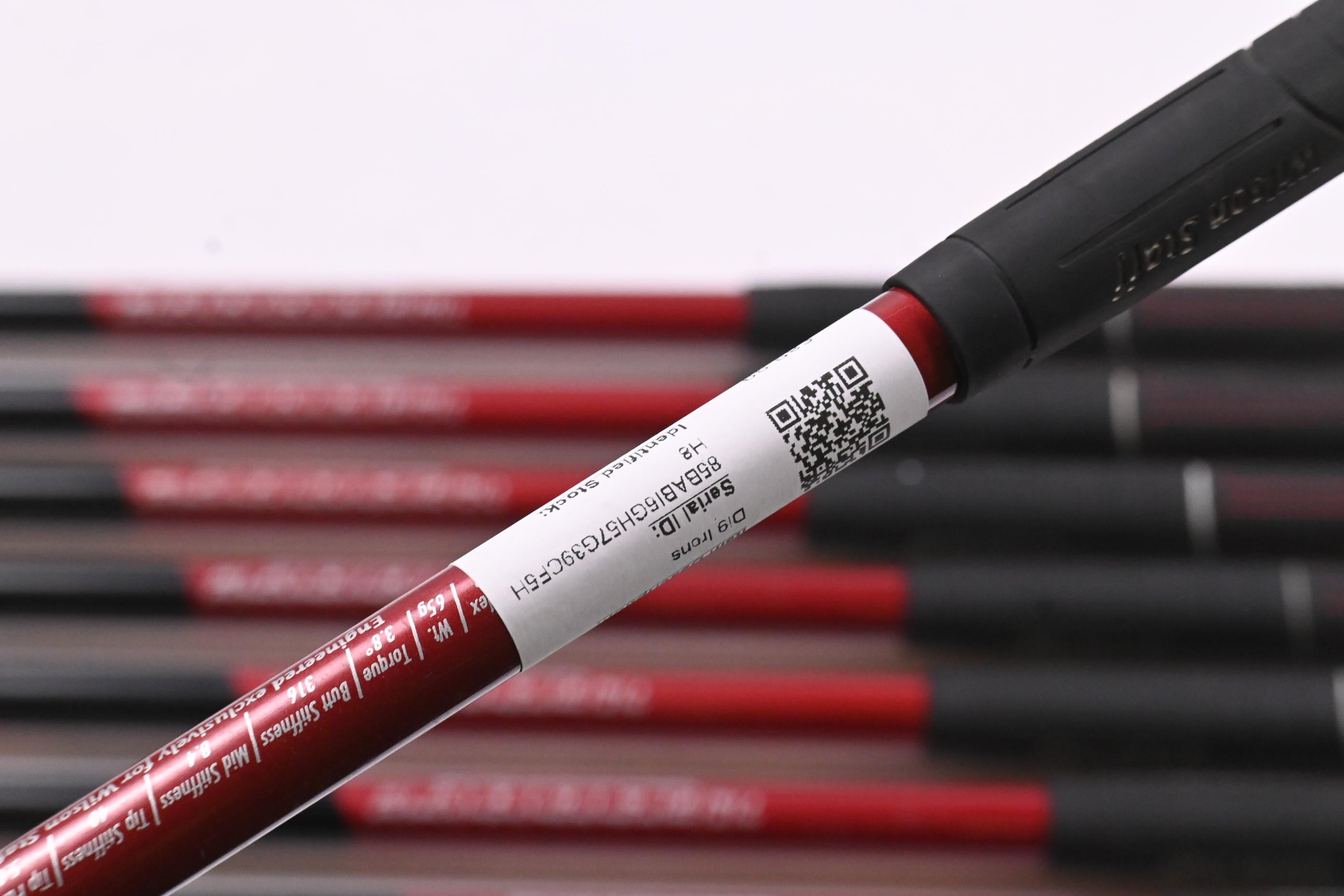 Wilson Di9 Irons / 4-PW+GW / Regular Flex UST ProForce V2 65 Shafts