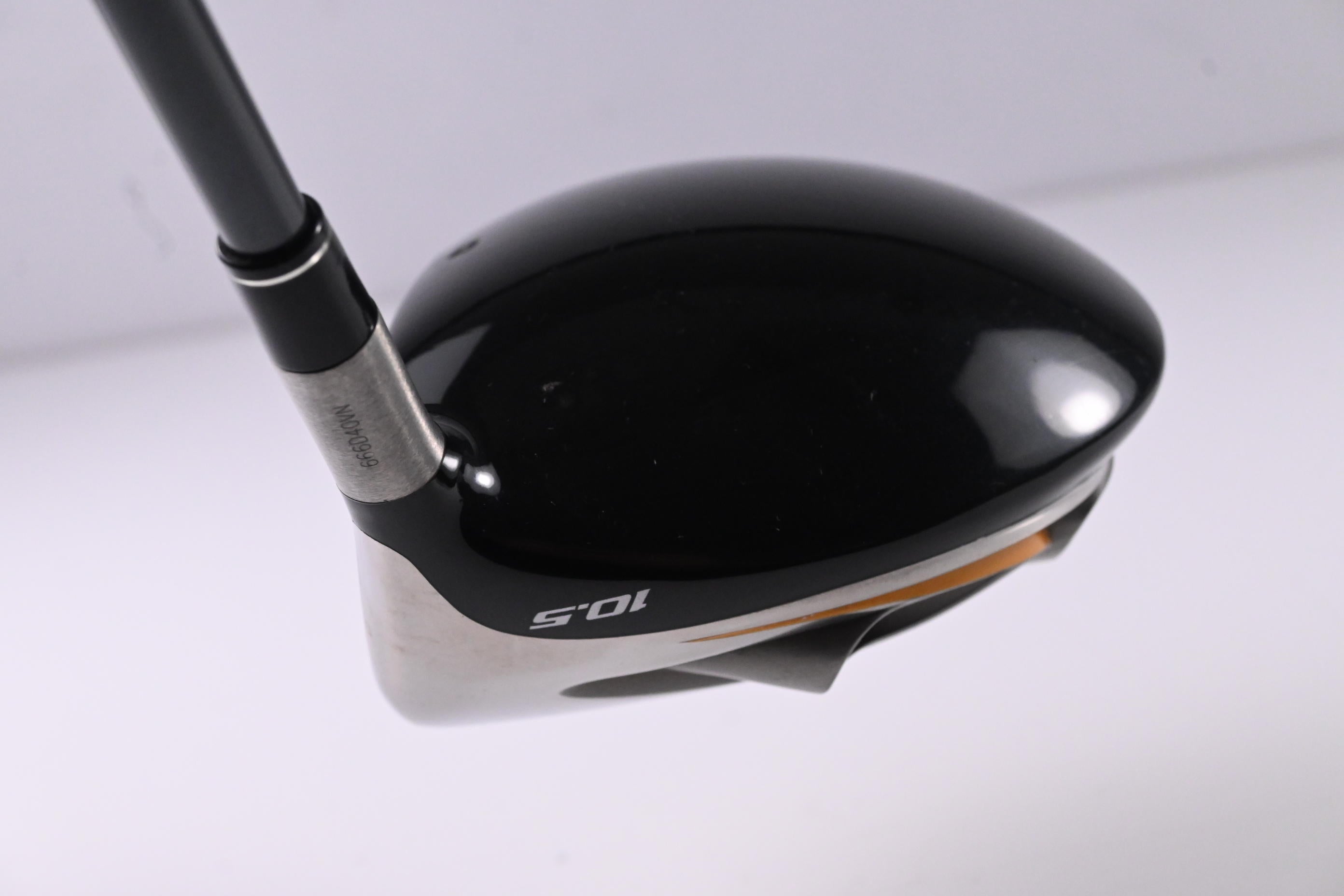Taylormade R7 460 Driver / 10.5 Degree / Regular Flex Taylormade Reax 60 Shaft