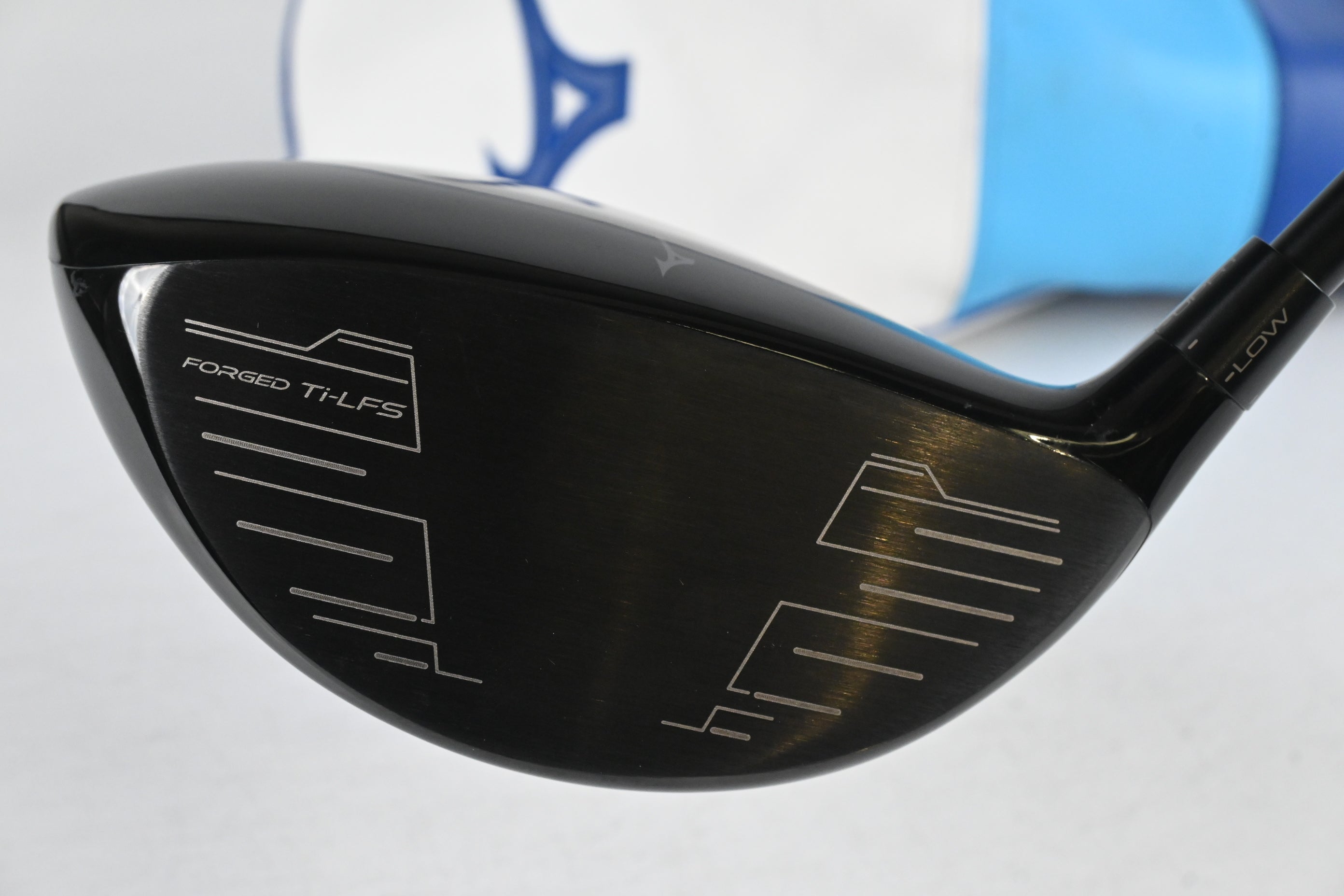 Ladies Mizuno ST-Max 230 Driver / 10.5 Degree / Ladies Flex UST Mamiya Helium