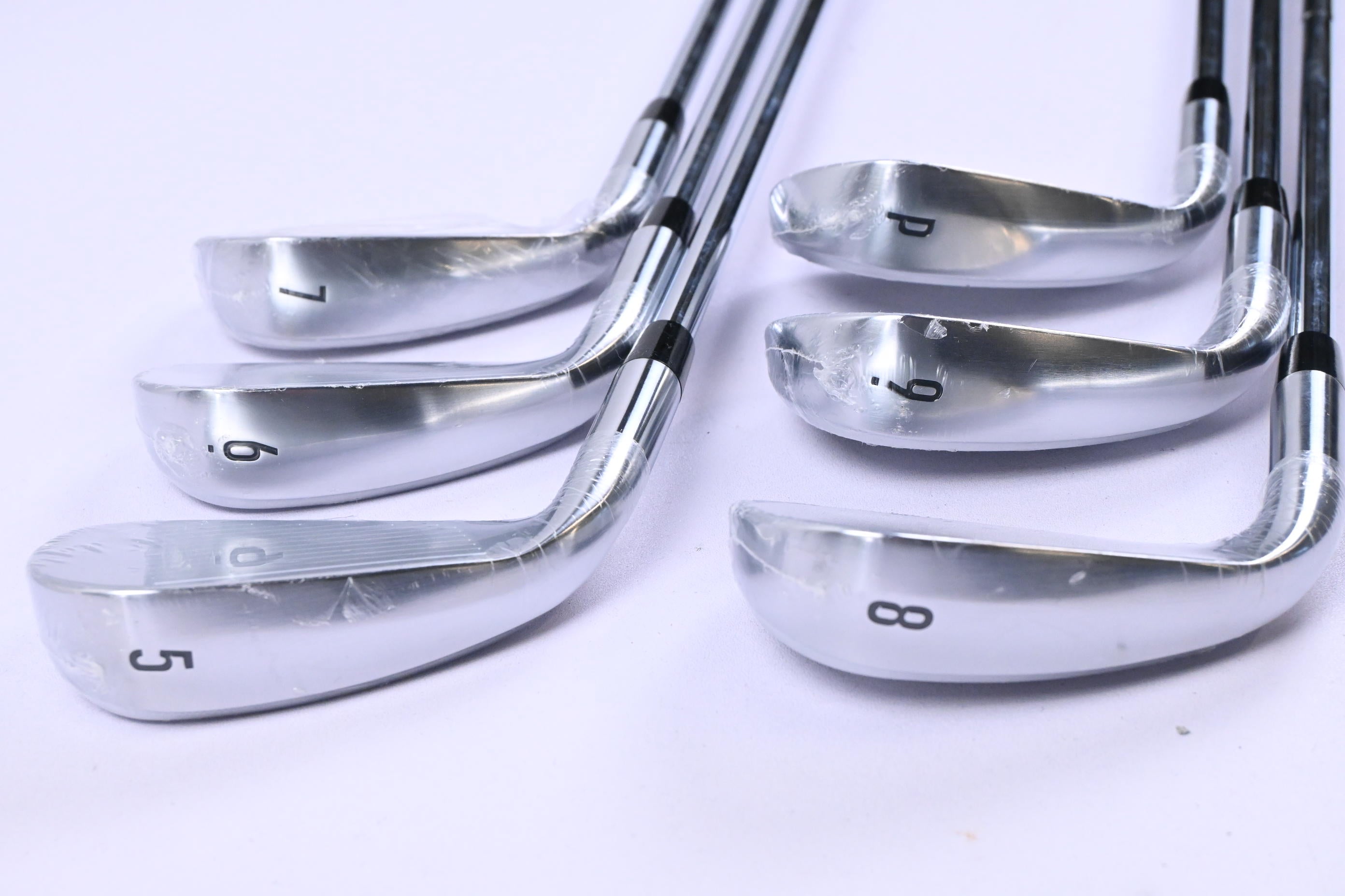 Callaway Quantum Max OS Irons / 5-PW / Regular Flex Elevate 85 Shafts
