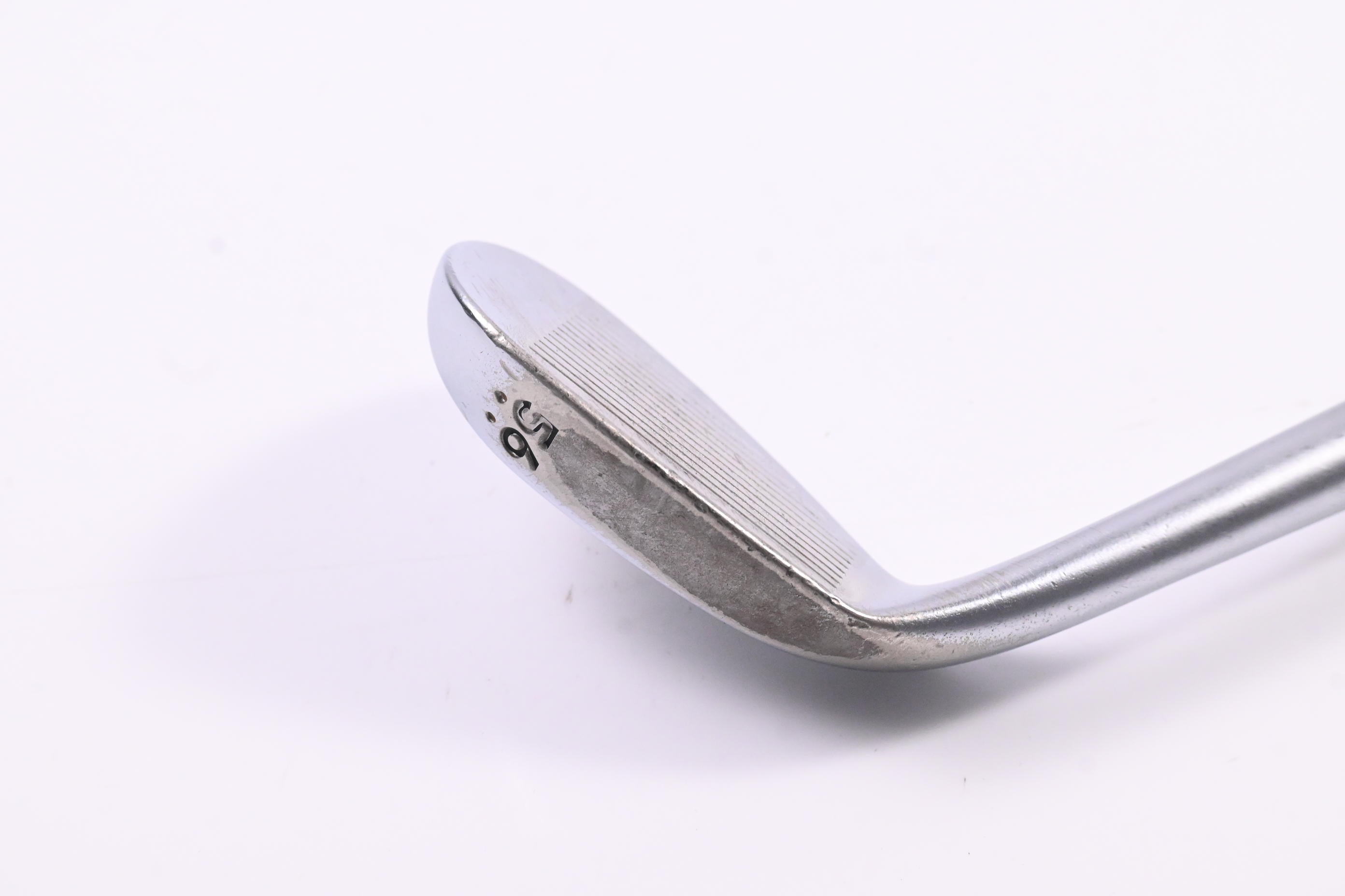 Cleveland REG.588 Precision Forged Sand Wedge / 56 Degree / Wedge Flex Tour
