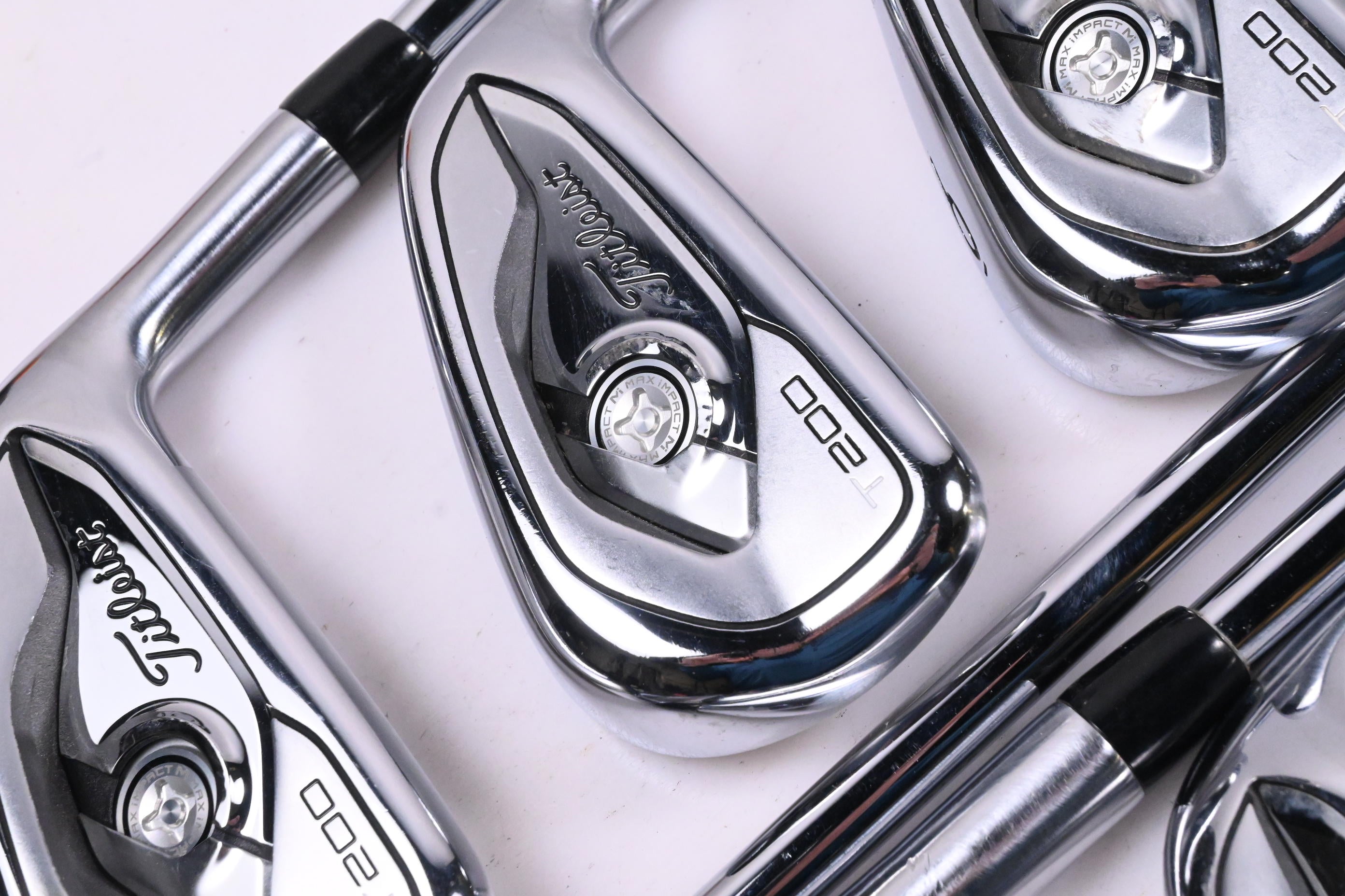 Titleist T200 2019 Irons / 4-PW / Regular Flex AMT Black R300 Shafts