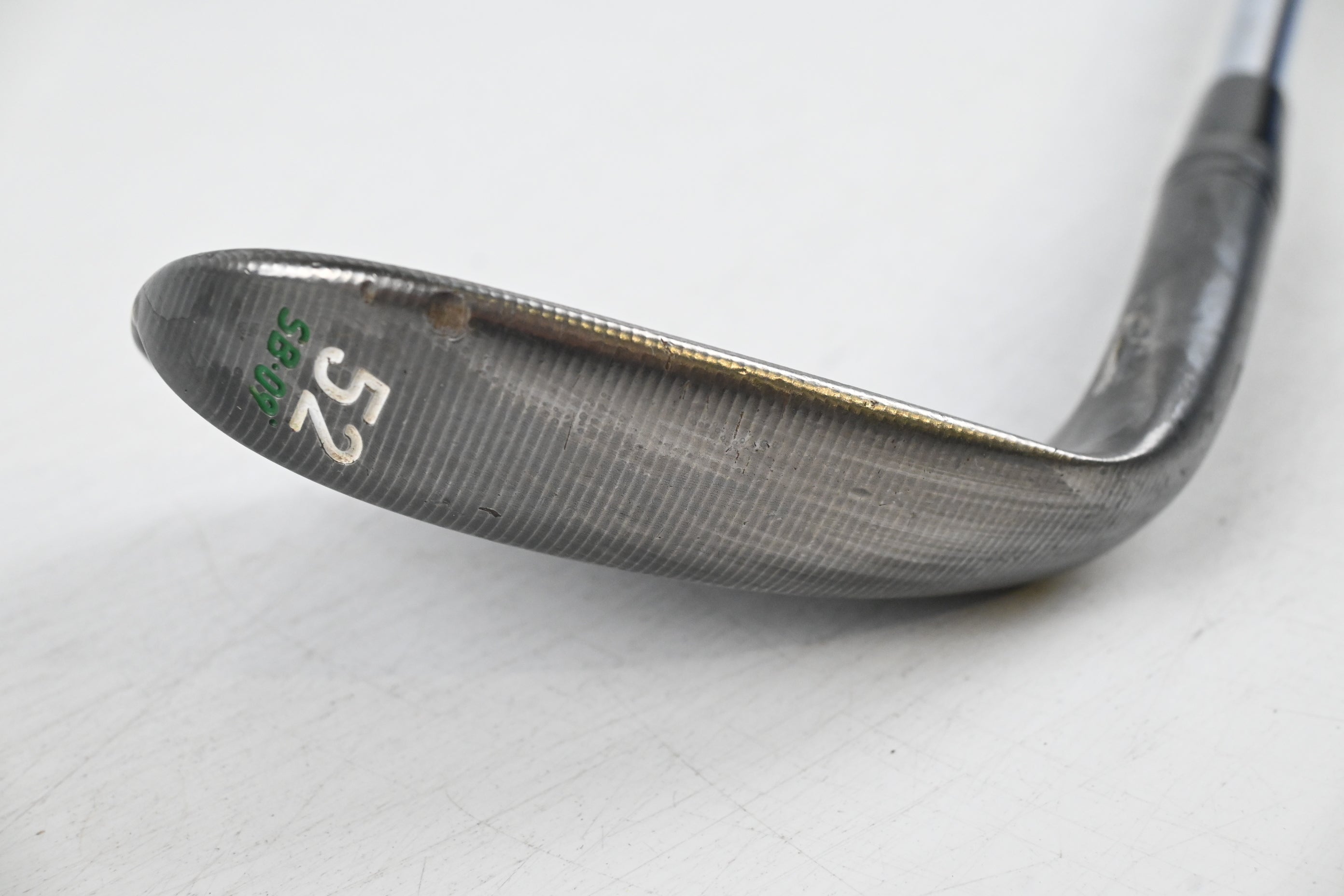 Taylormade Milled Grind 4 Gap Wedge / 52 Degree / Stiff Flex Dynamic Gold S200
