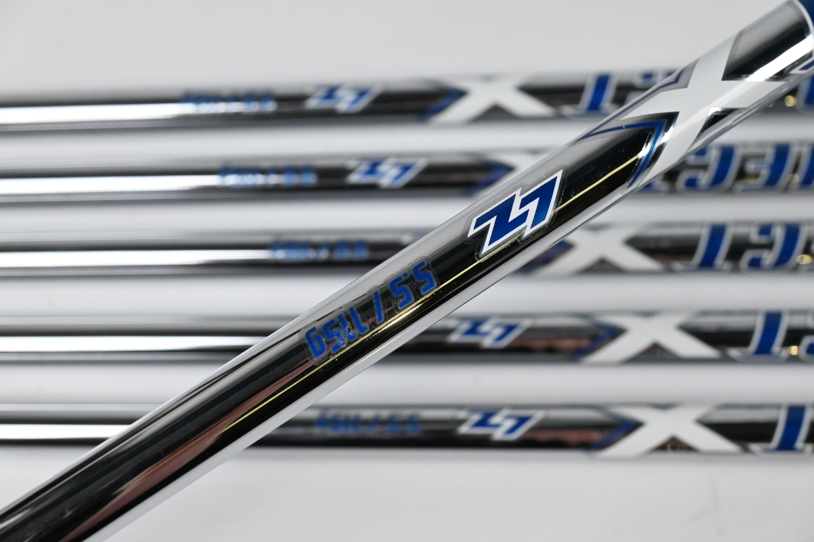 Titleist T100 S 2019 Irons / 5-PW / Regular Flex Project X LZ 115 Steel Shafts