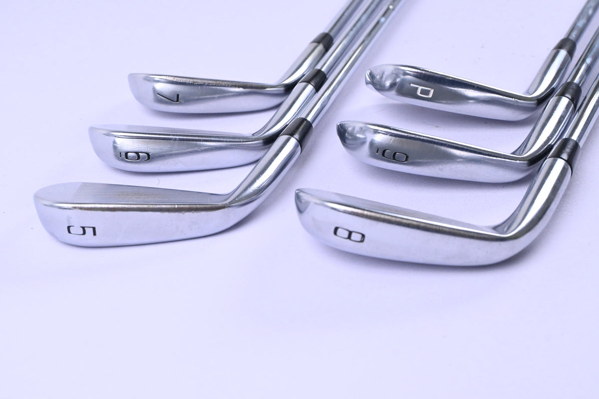Mizuno Pro 225 Irons / 5-PW / Stiff Flex N.S.PRO Modus3 Tour105 Shafts
