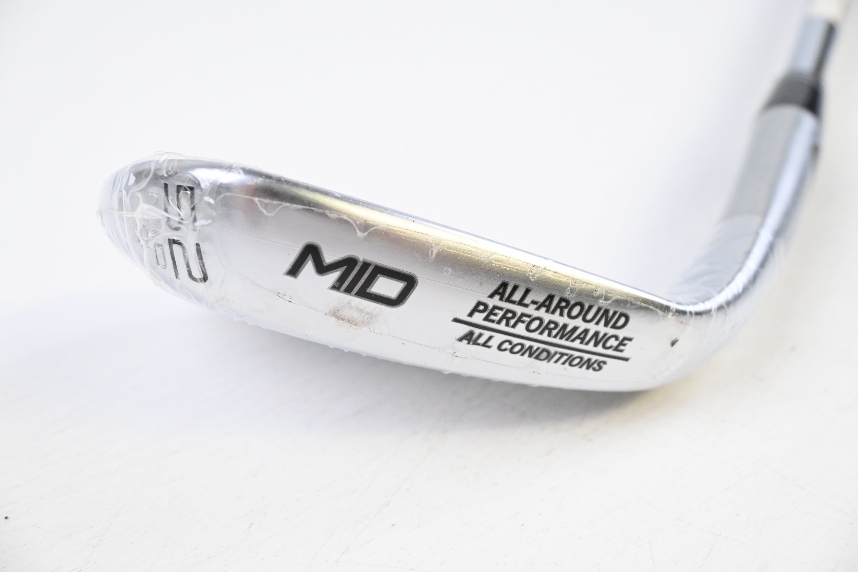 Cleveland RTZ Gap Wedge / 52 Degree / Wedge Flex Dynamic Gold Spinner Shaft