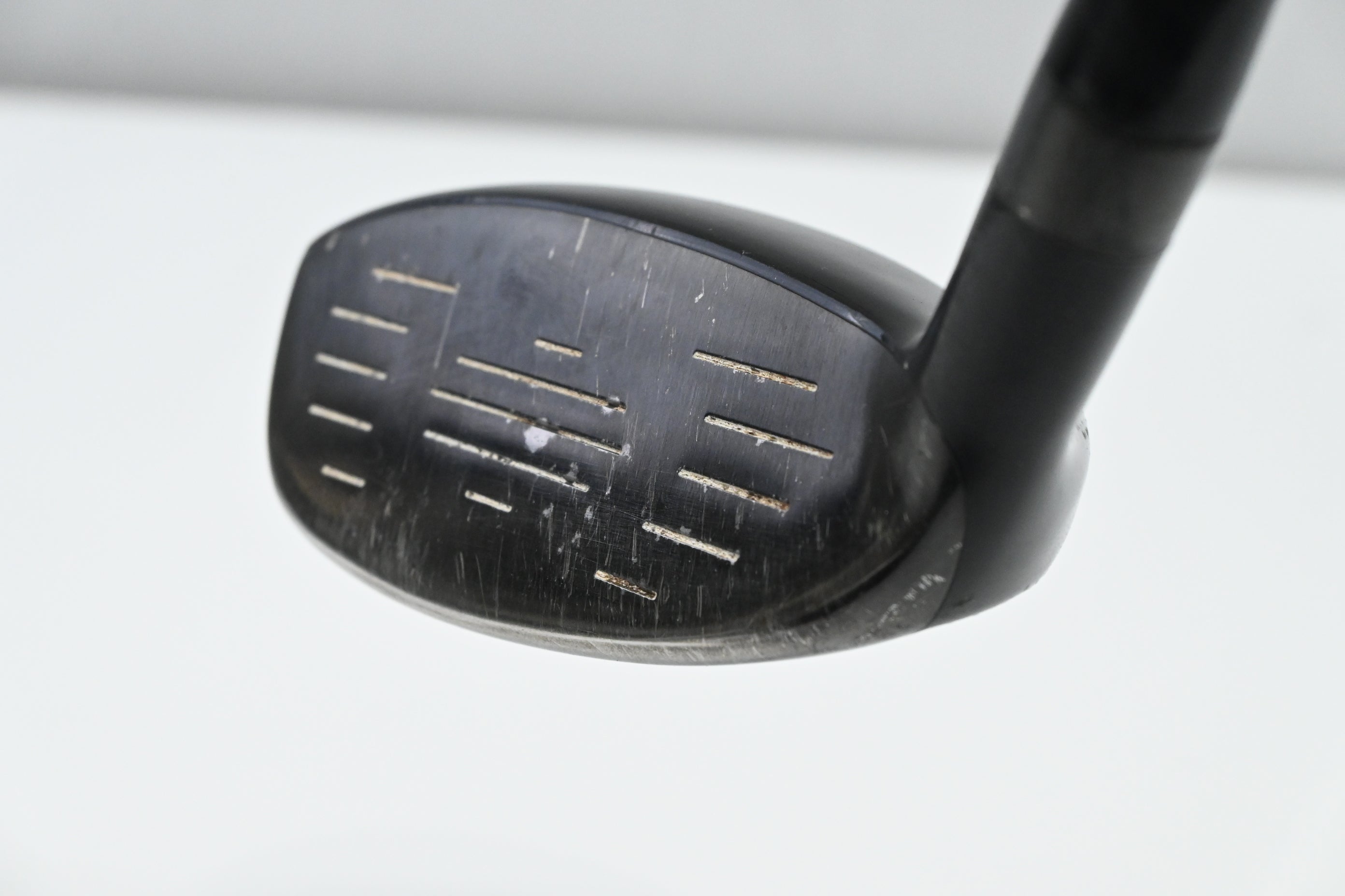 Eleven #9 Hybrid / 39 Degree / Regular Flex KBS TGI 70 Shaft