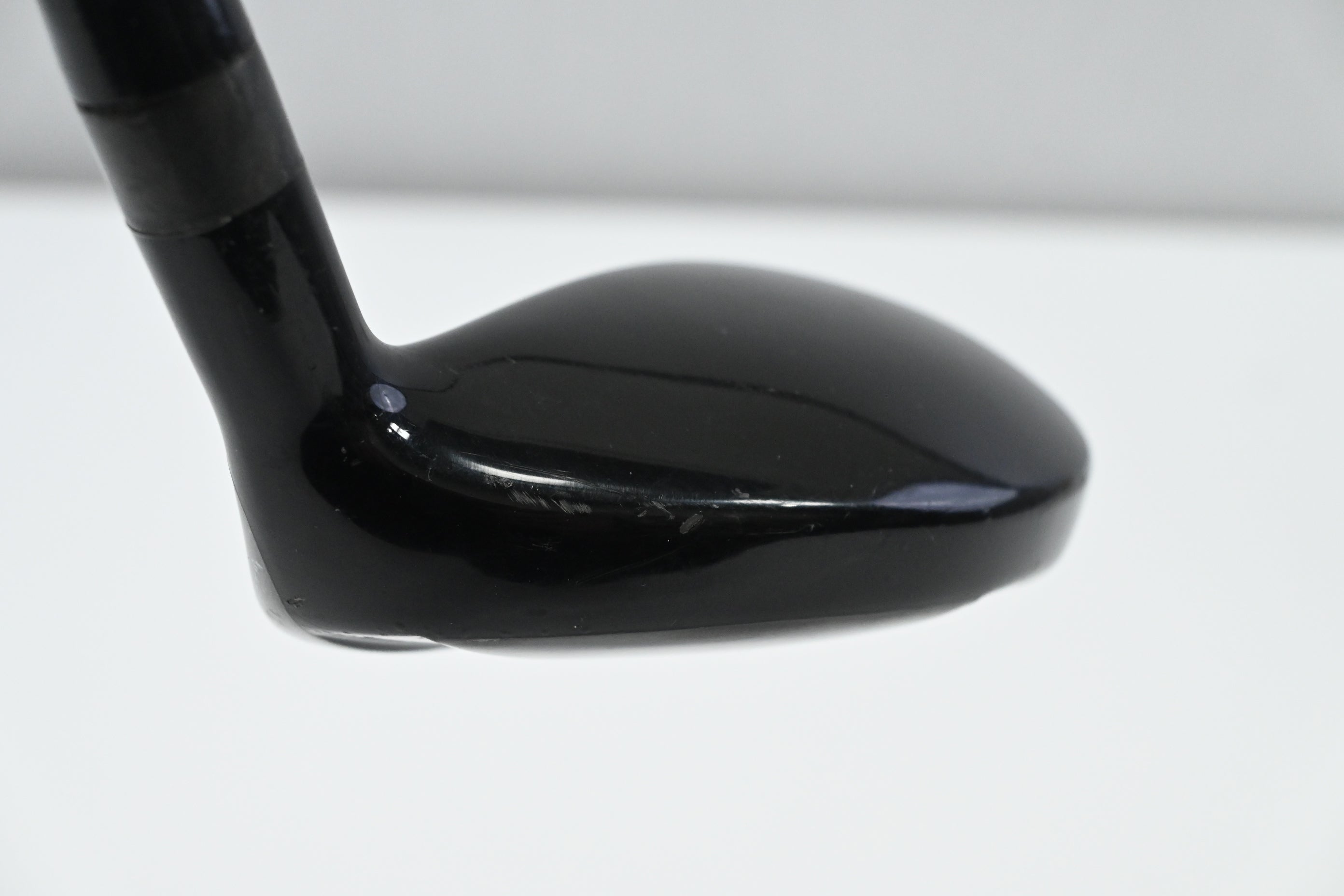 Eleven #9 Hybrid / 39 Degree / Regular Flex KBS TGI 70 Shaft