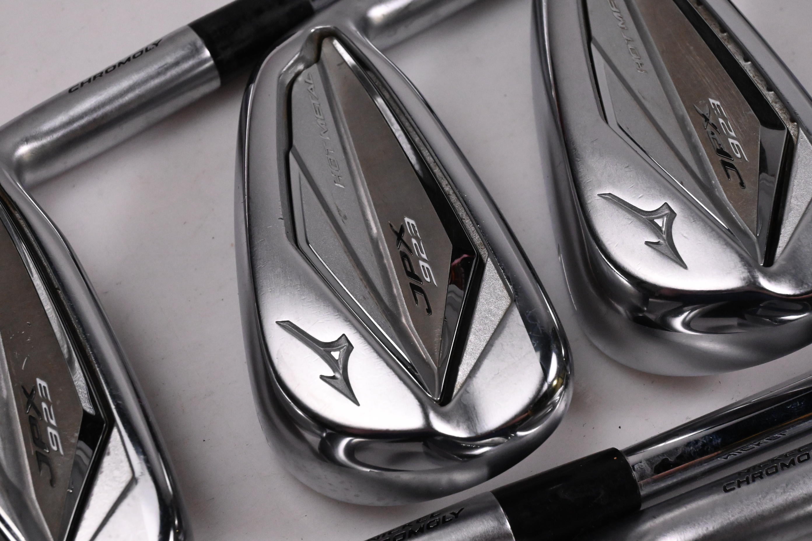 Mizuno JPX 923 Hot Metal Irons / 5-PW+GW+SW / Regular Flex Project X LZ 115