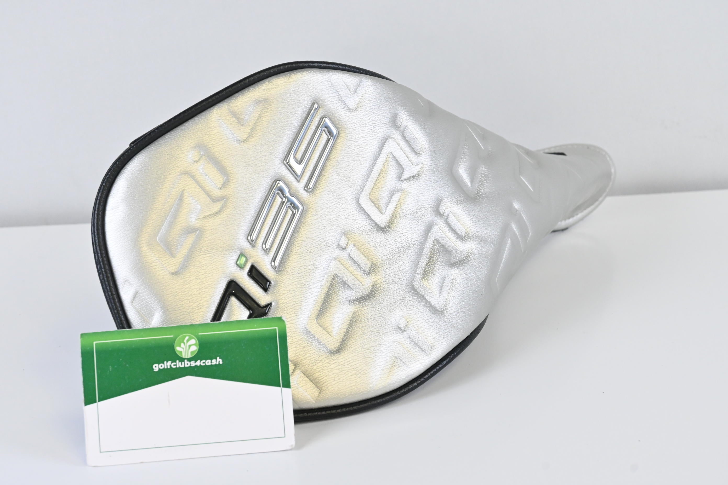 Taylormade Qi35 Max Lite Driver / 12 Degree / Regular Flex Fujikura Airspeeder