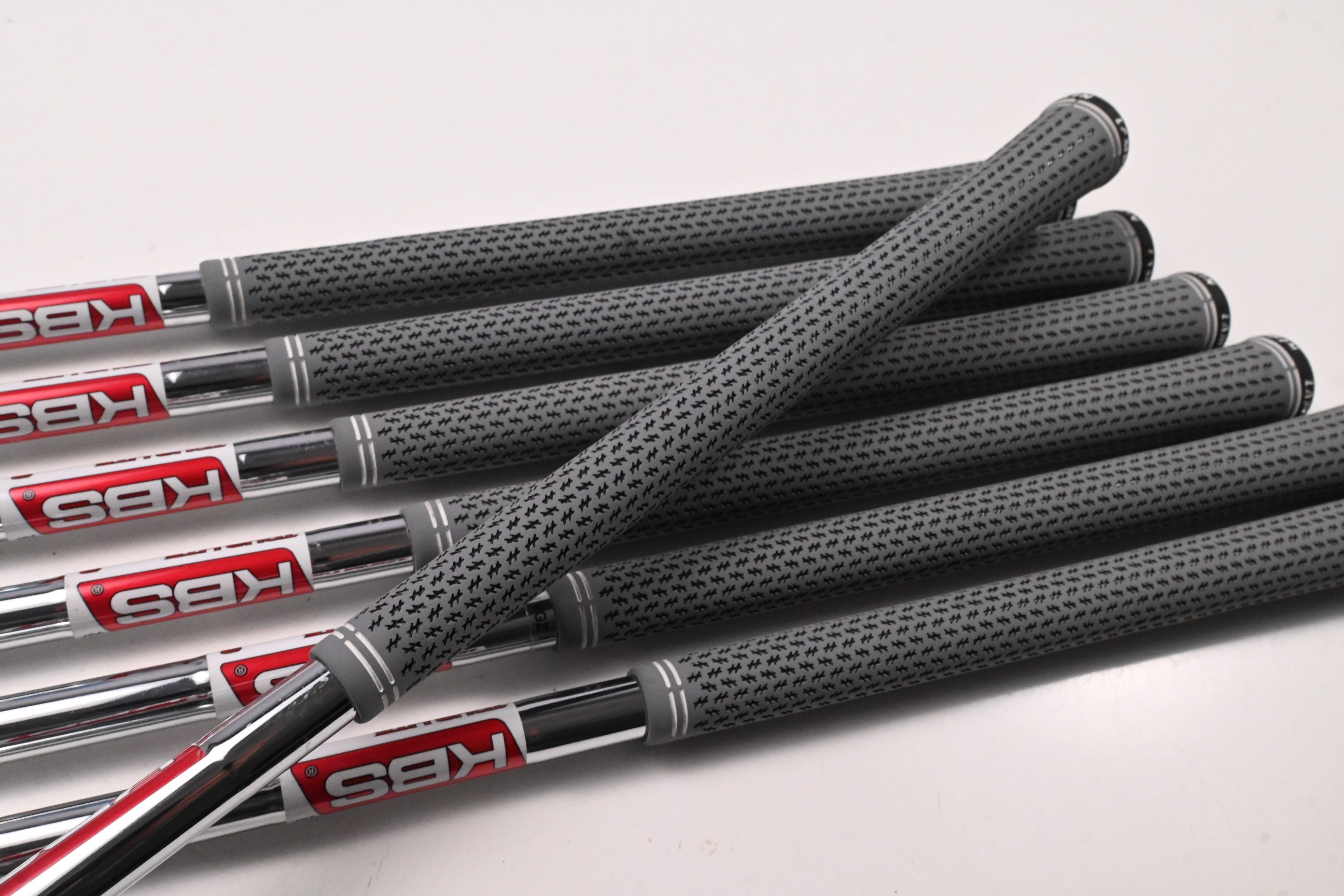 Wilson Staff Dynapwr 2023 Forged Irons / 4-PW / Regular Flex KBS Tour Lite