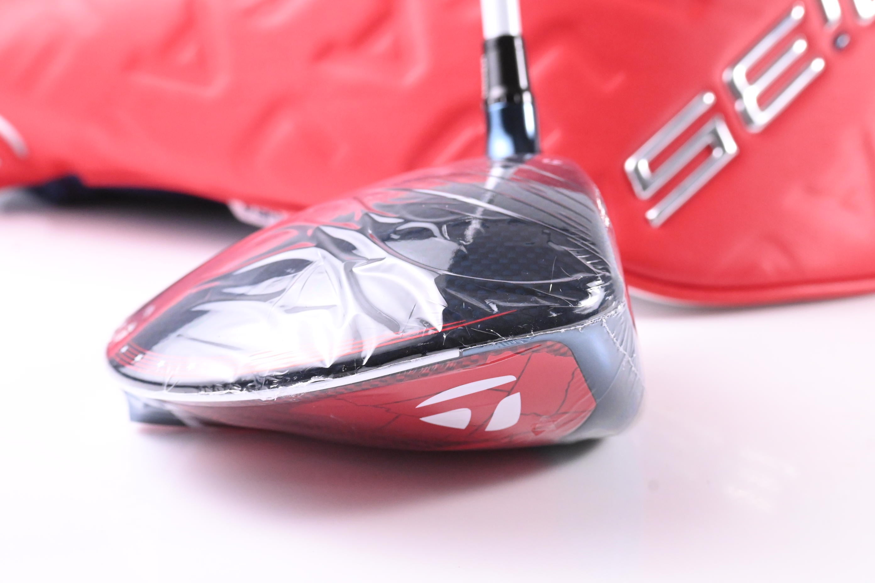 Taylormade Qi35 USA Driver / 10.5 Degree / Regular Flex Fujikura Air Speeder 50
