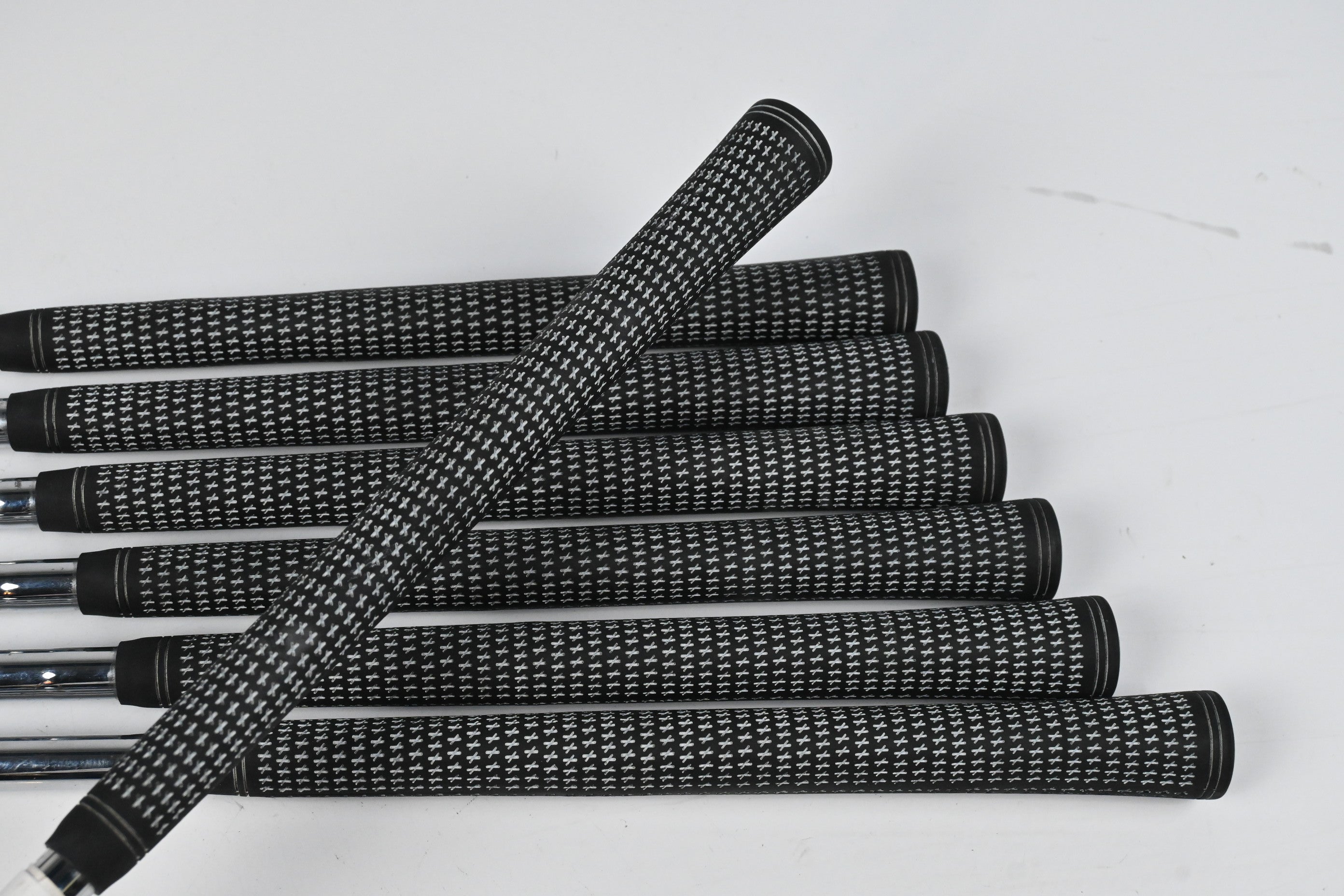 Titleist 716 AP2 Irons / 4-PW / Stiff Flex Dynamic Gold S300 AMT Steel Shafts