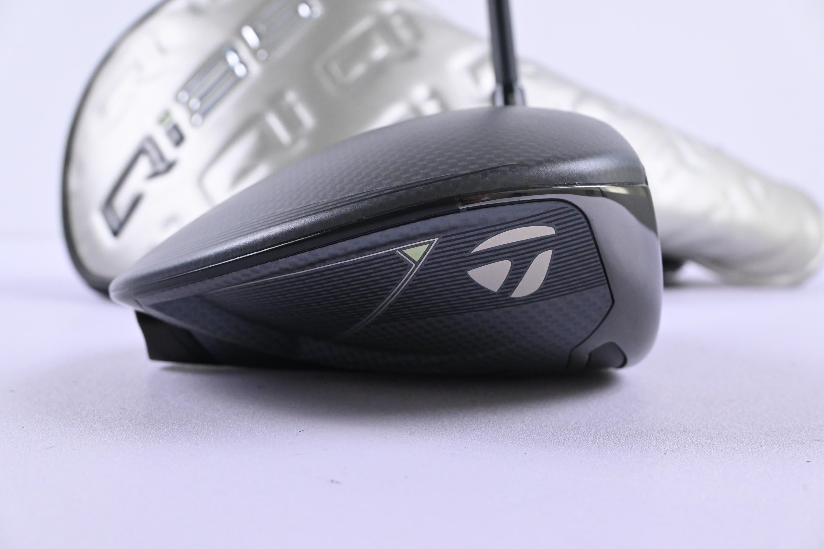 Taylormade Qi35 Driver / 9 Degree / Regular Flex REAX 50 Shaft