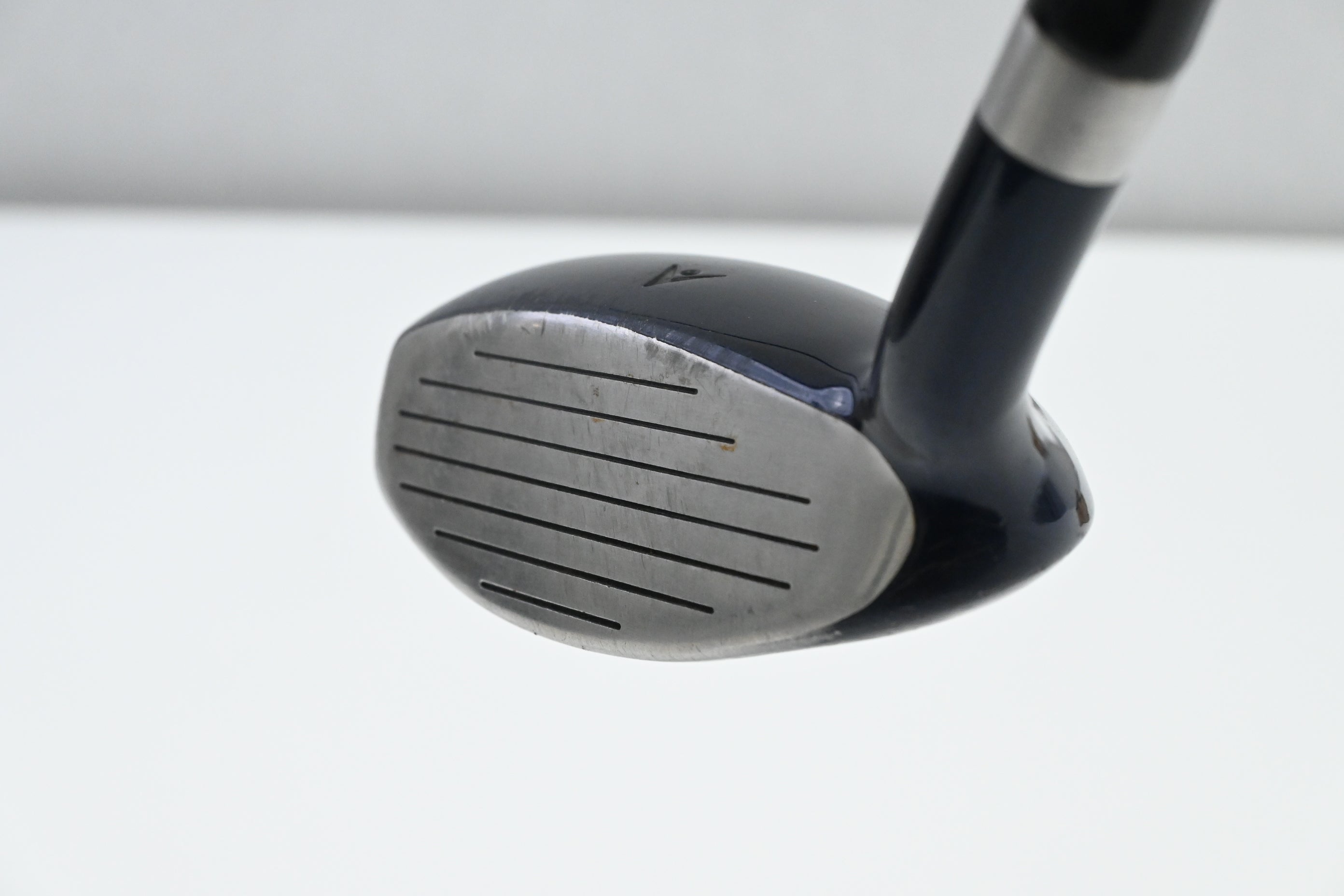 PGF Status #3 Hybrid / 19 Degree / Regular Flex PGF Status Shaft