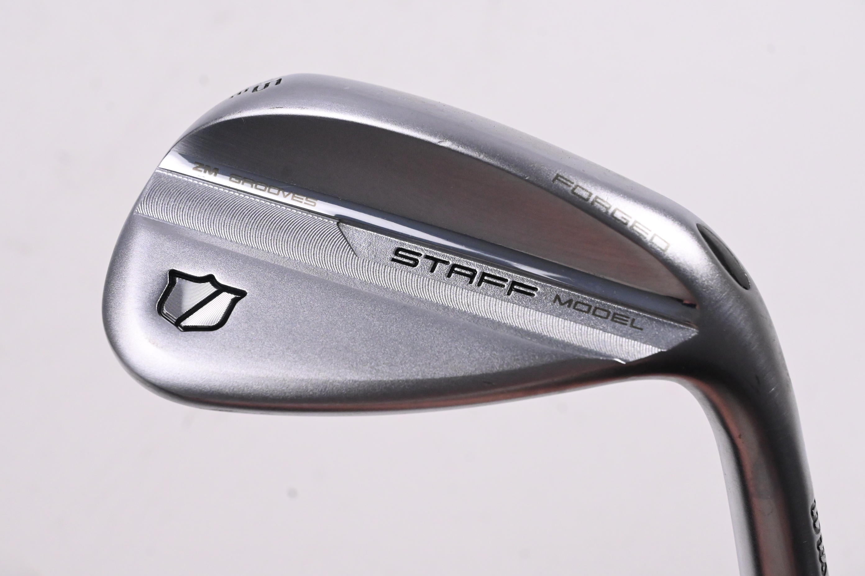 Wilson Staff Model Sand Wedge / 56 Degree / Wedge Flex Dynamic Gold Spinner