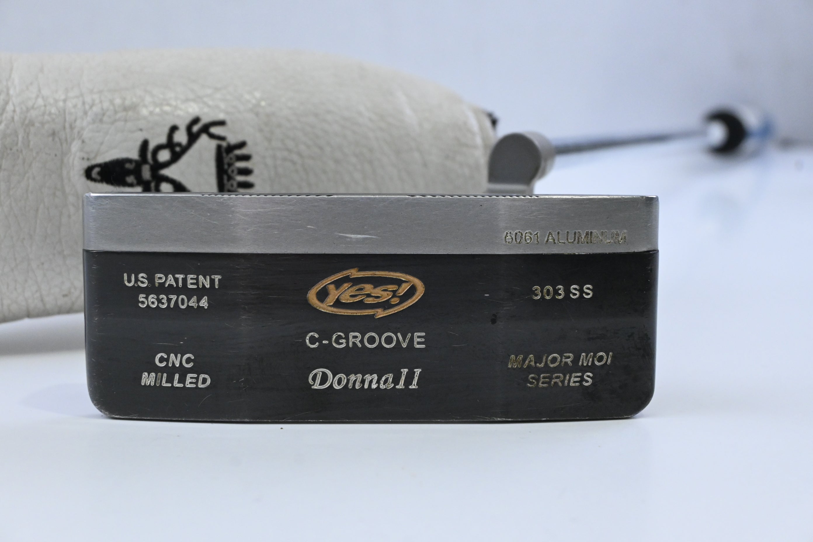 Yes! C-Groove Donnall II Putter / 34 Inch