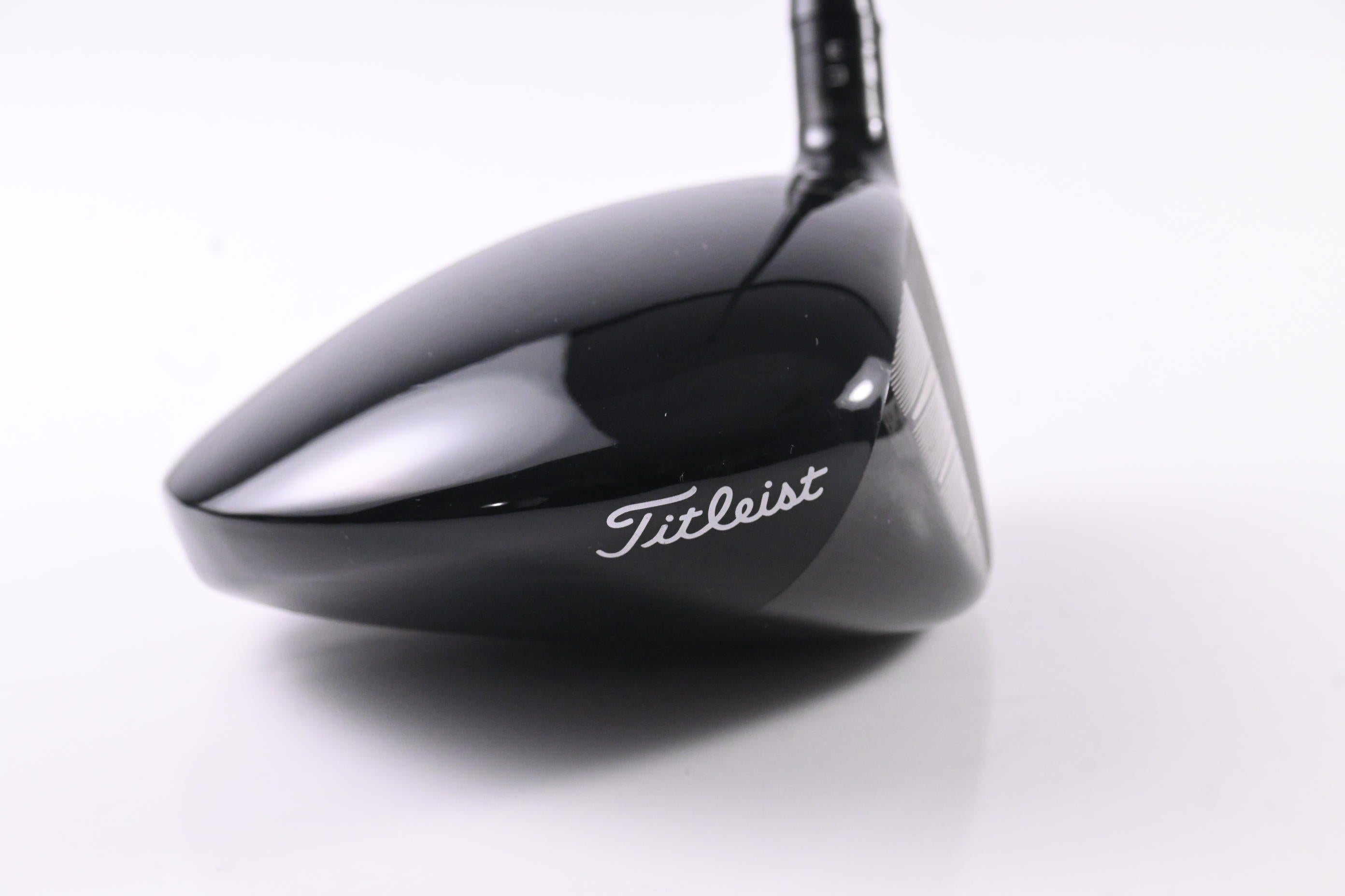 Titleist GT2 Driver / 9 Degree / Regular Flex Tensei AV RAW Blue 65 Shaft