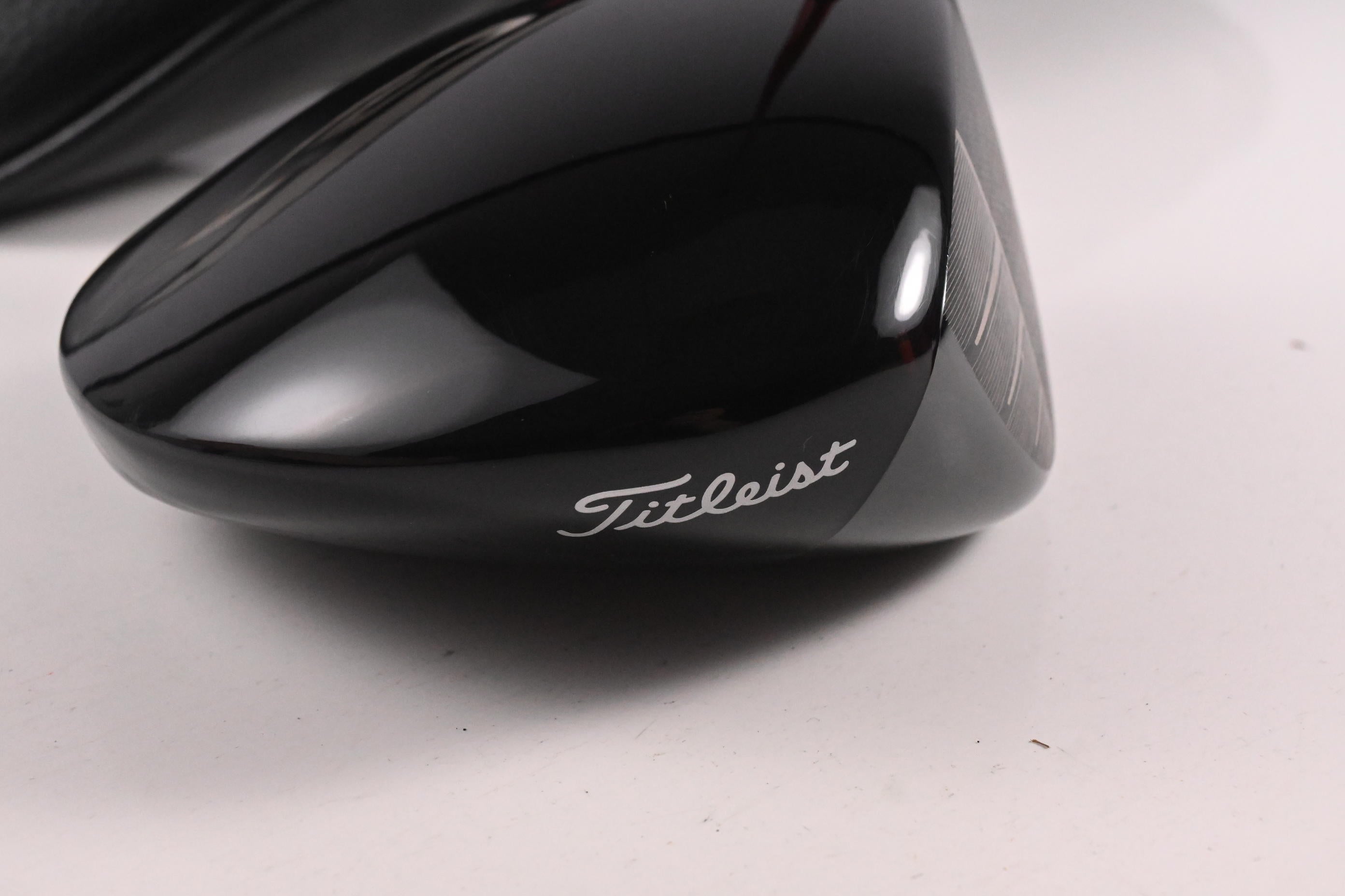 Titleist GT2 Driver / 11 Degree / Regular Flex Project X Denali Red 50 Shaft
