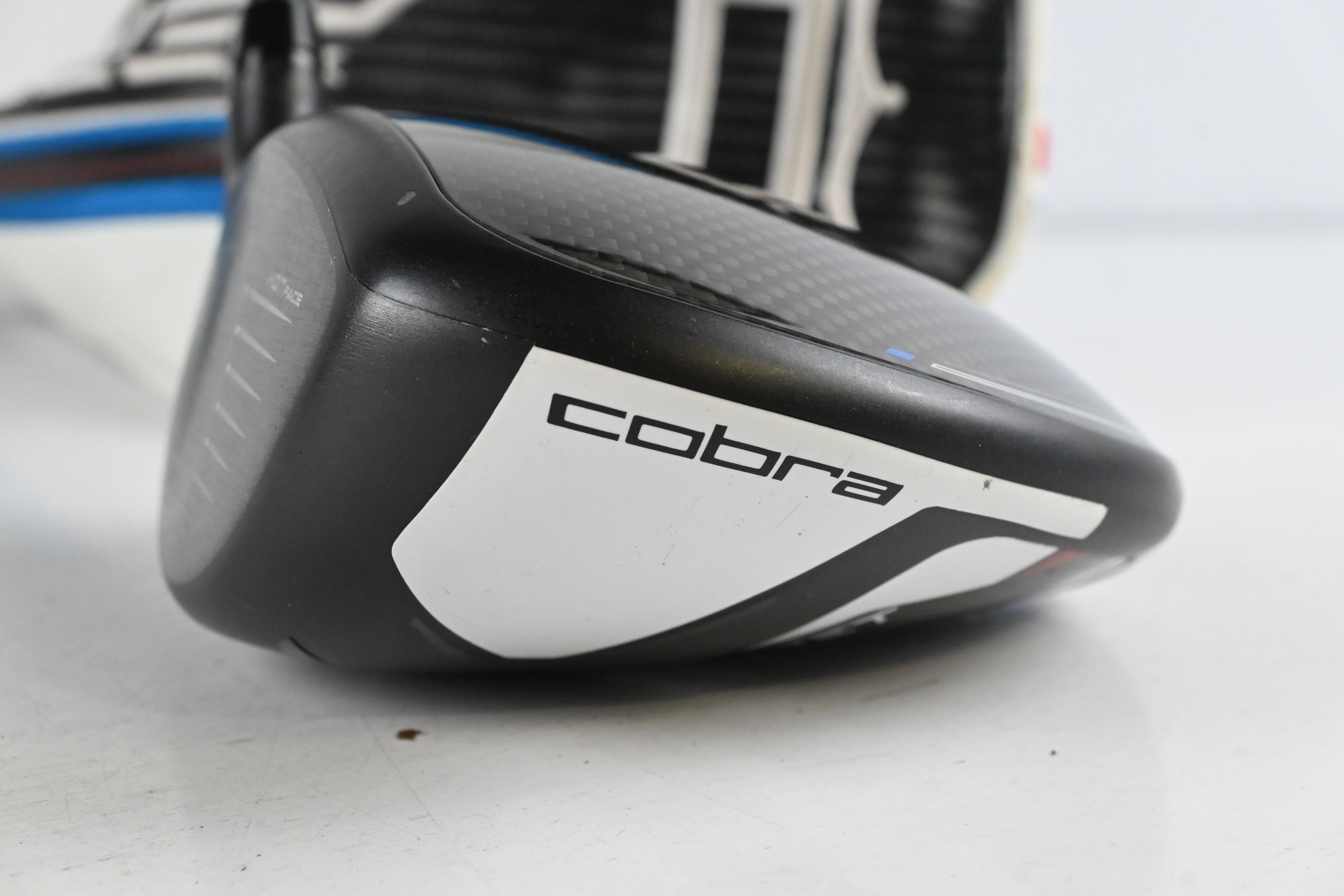 Left Hand Cobra Aerojet Max Driver / 10.5 Degree / Regular Flex HZRDUS CB Red 50