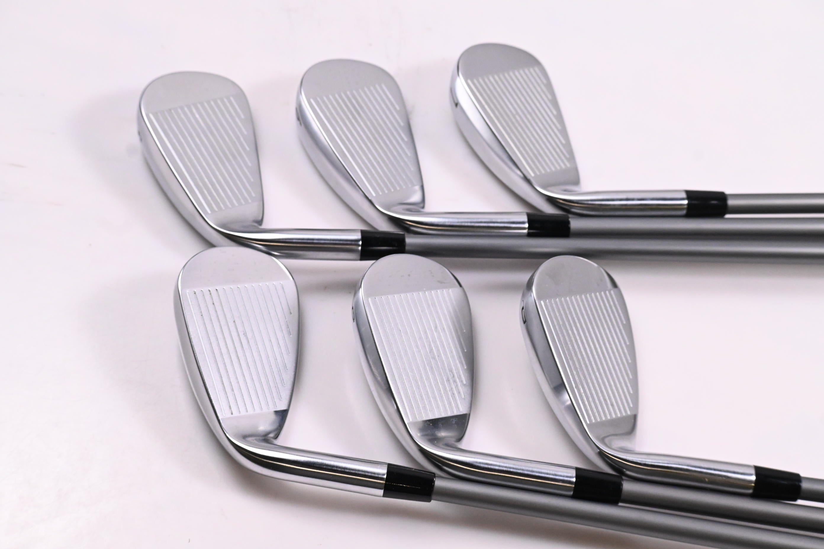 Callaway Quantum Max OS Irons / 5-PW / Regular Flex Denali Frost Silver 60
