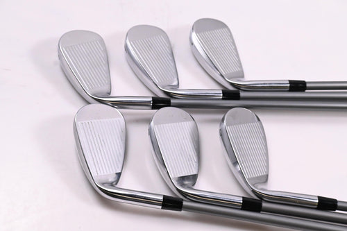 Callaway Quantum Max OS Irons / 5-PW / Regular Flex Denali Frost Silver 60