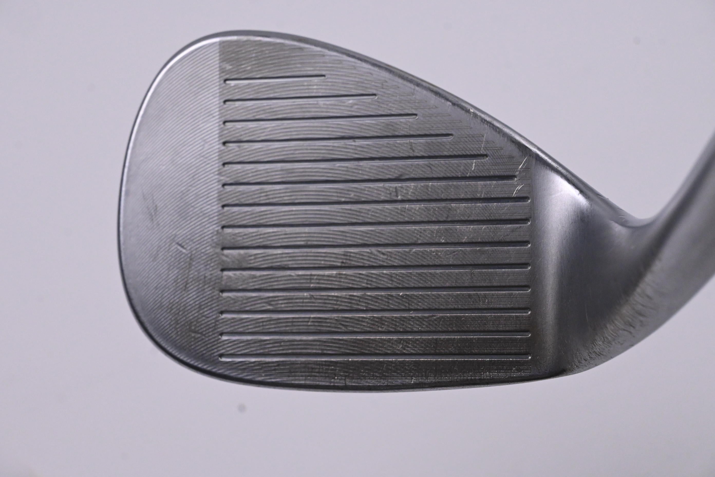 Cleveland 588 RTX Sand Wedge / 56 Degree / Wedge Flex Dynamic Gold Shaft