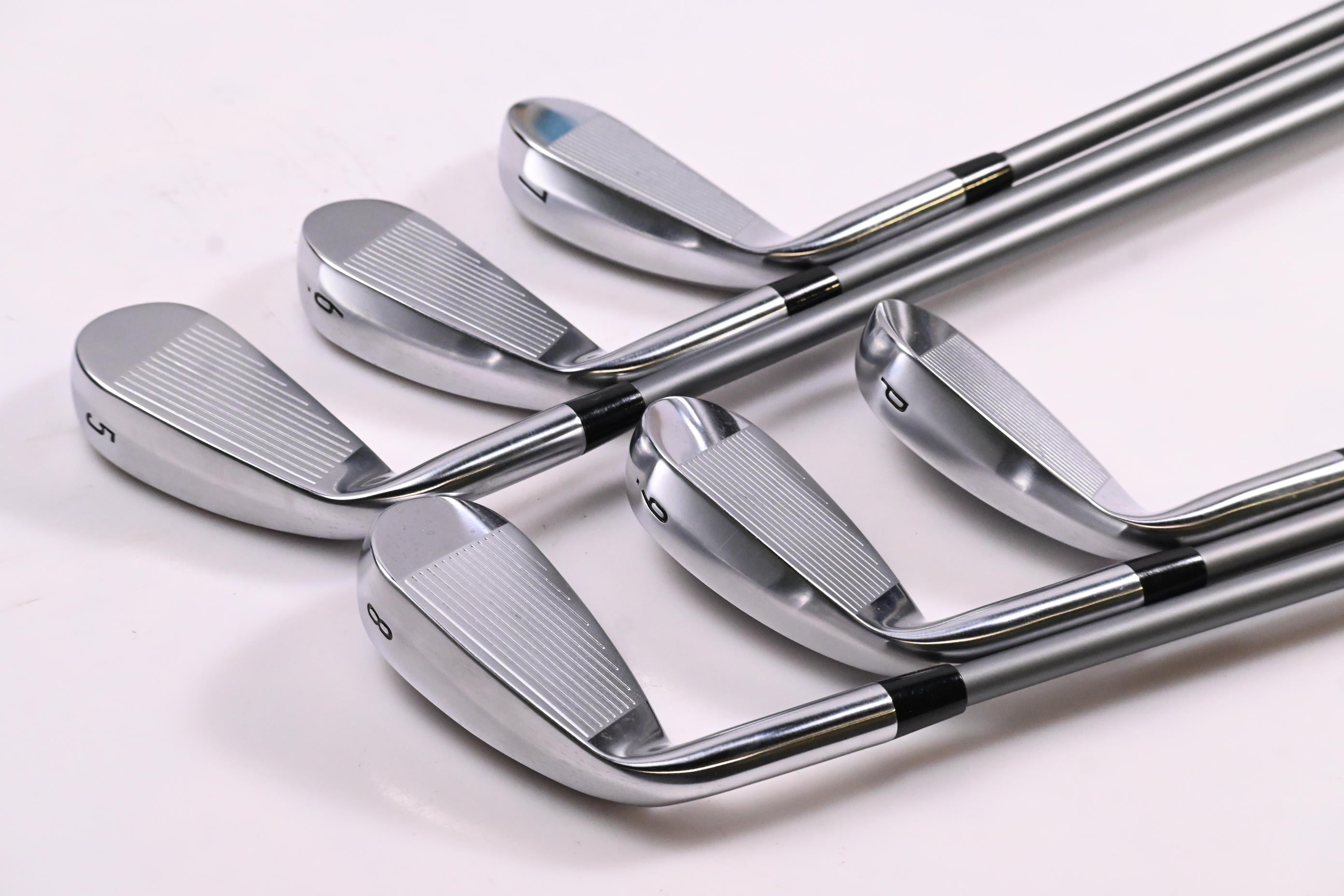 Callaway Quantum Max OS Irons / 5-PW / Regular Flex Denali Frost Silver 60