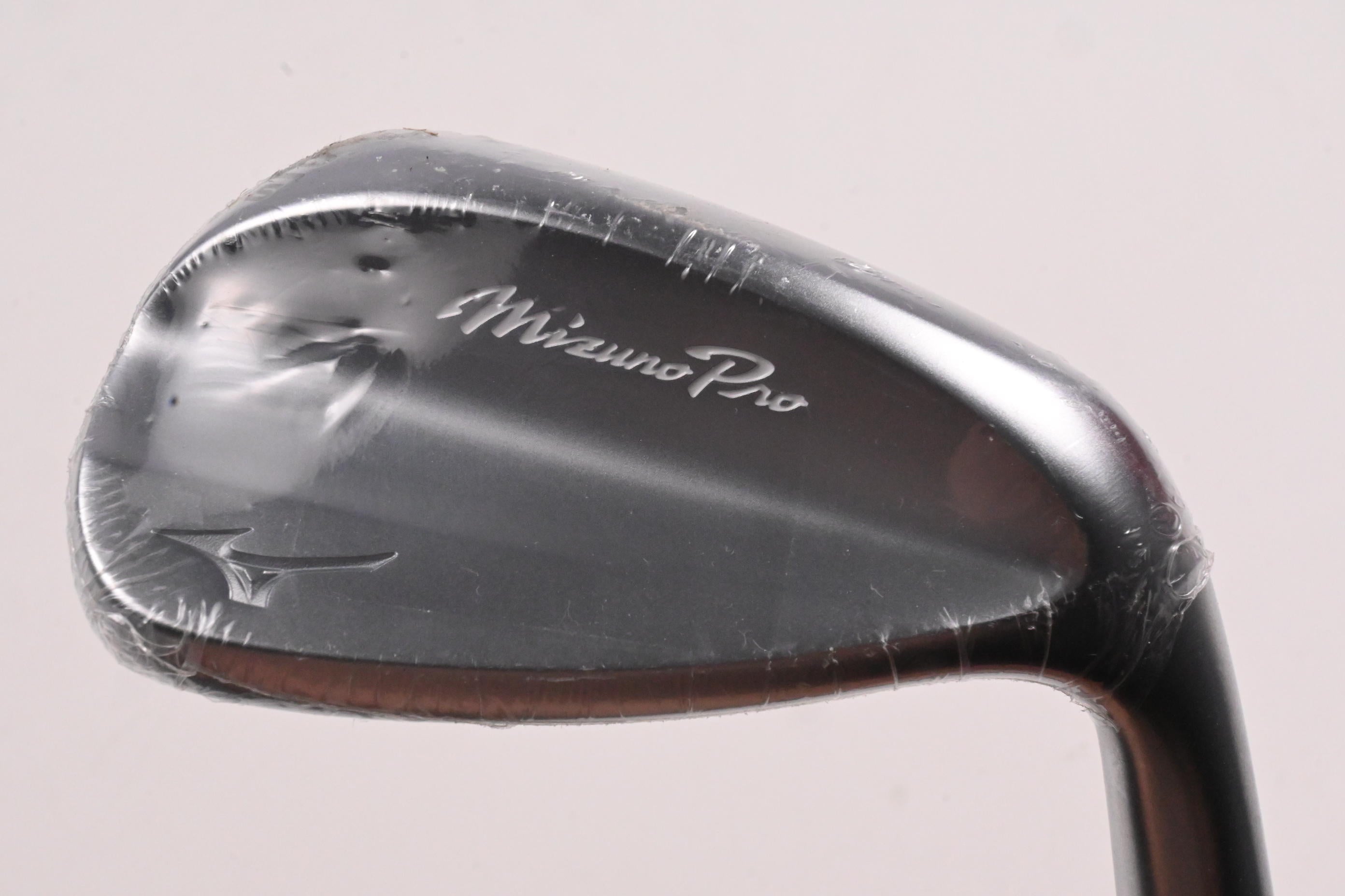 Mizuno Pro T-1 Gap Wedge / 52 Degree / Stiff Flex Dynamic Gold S400 Shaft