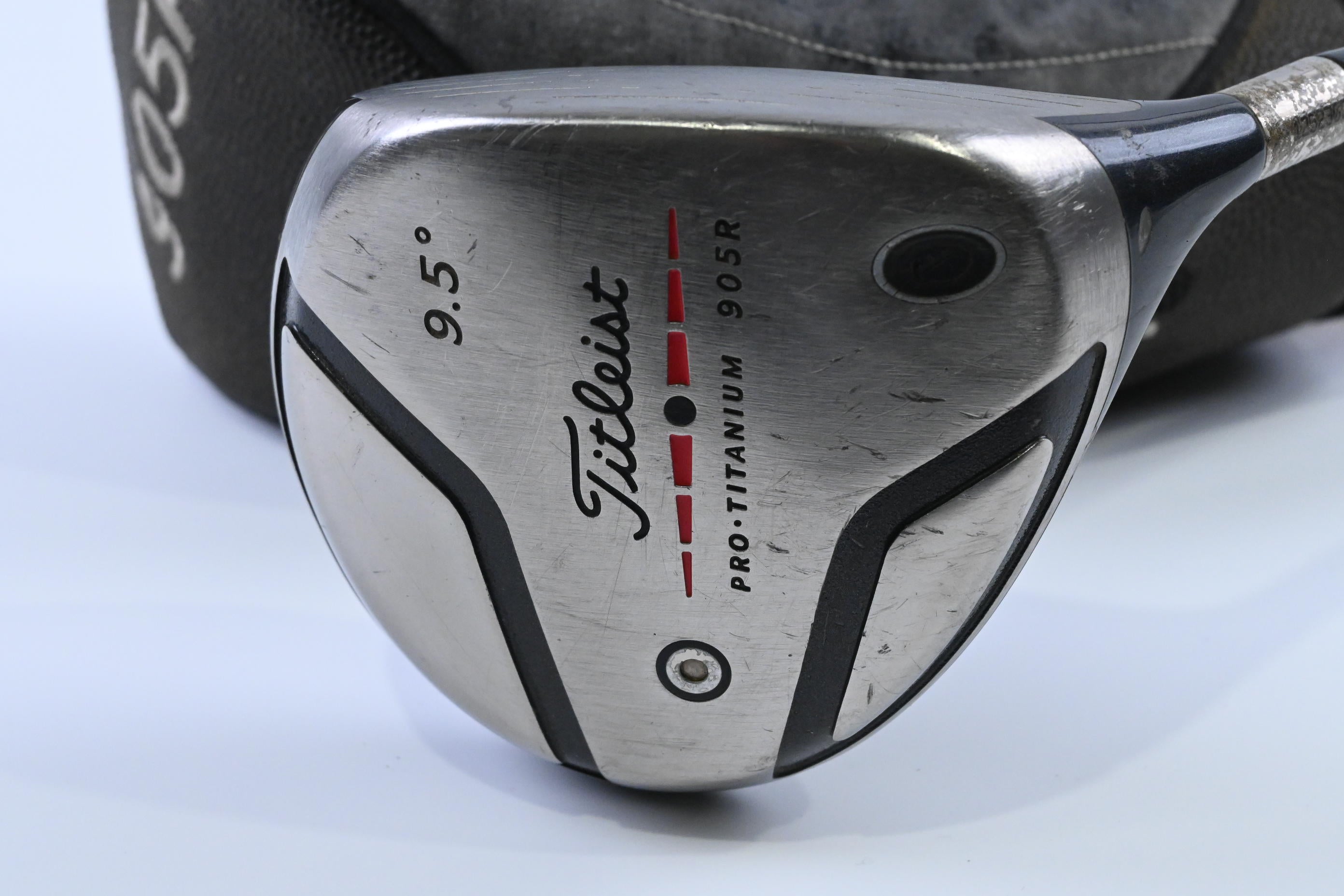 Titleist 905 R Driver / 9.5 Degree / Stiff Flex Aldila NV Green 65 Shaft
