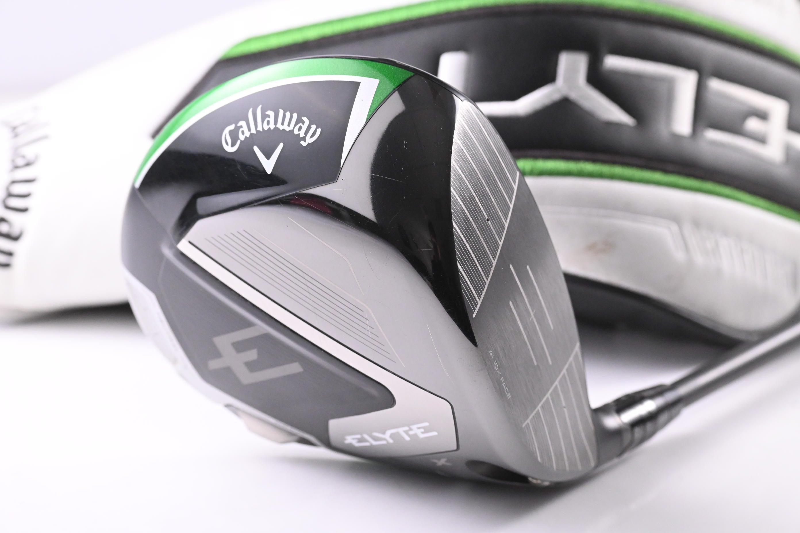 Callaway Elyte X Driver / 10.5 Degree / Regular Flex Vanquish 4 Shaft