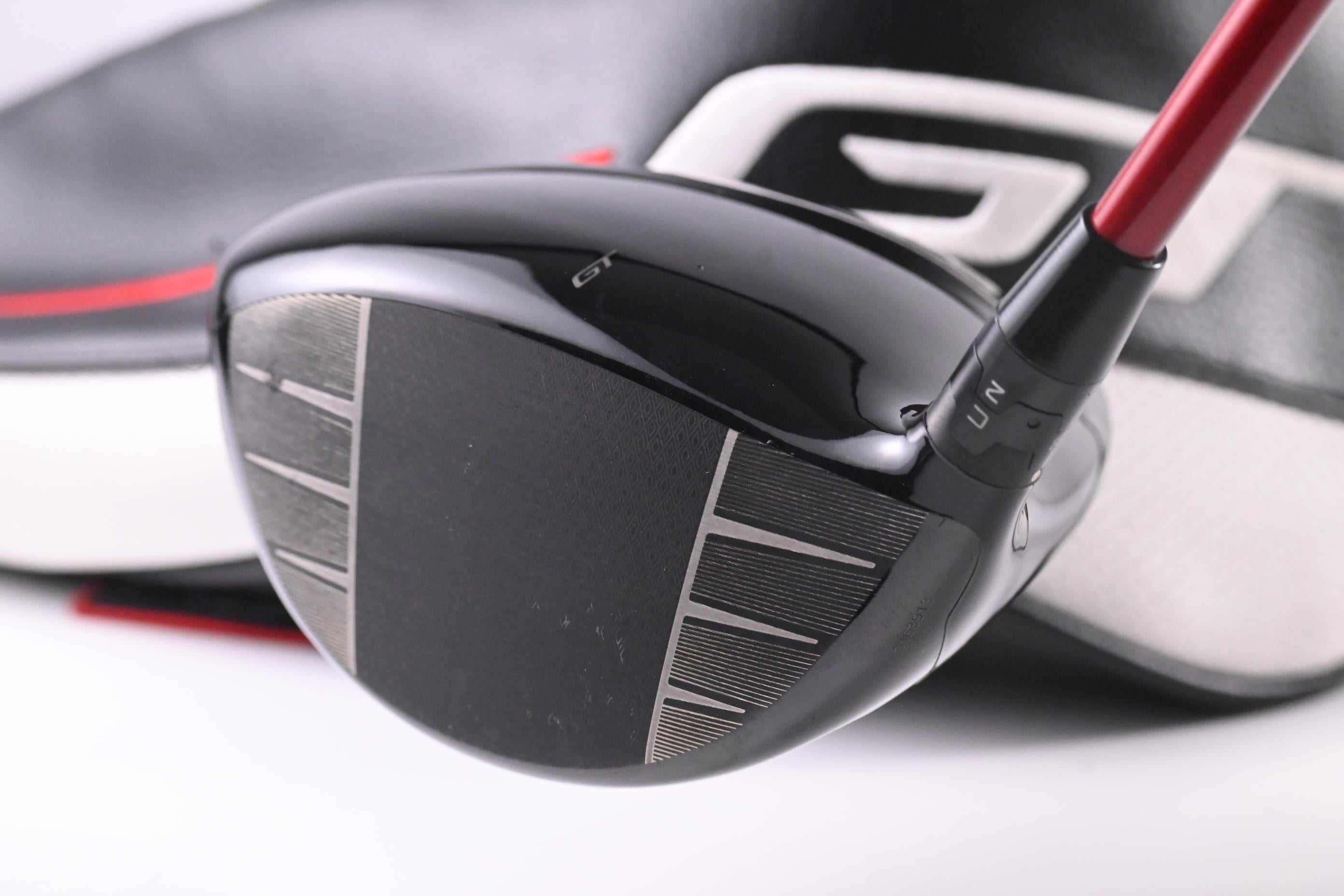 Titleist GT2 Driver / 10 Degree / Stiff Flex Denali Red 50 Shaft
