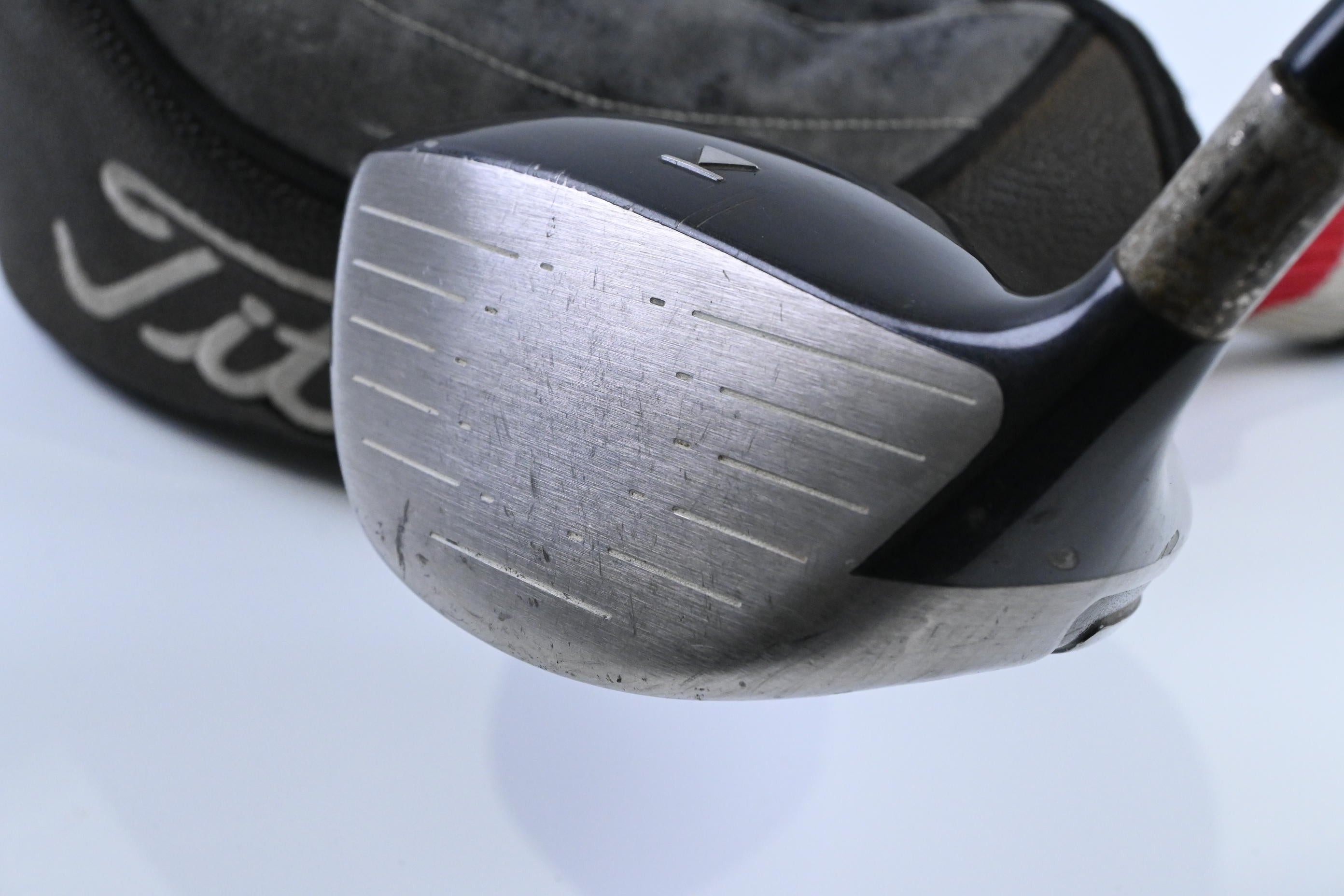 Titleist 905 R Driver / 9.5 Degree / Stiff Flex Aldila NV Green 65 Shaft