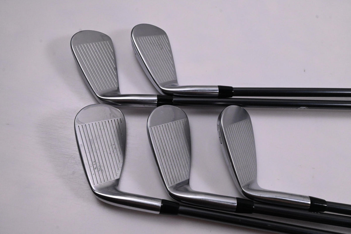 Titleist T250* 2025 Irons / 6-PW / Senior Flex MMT AMC Red 65 Shafts