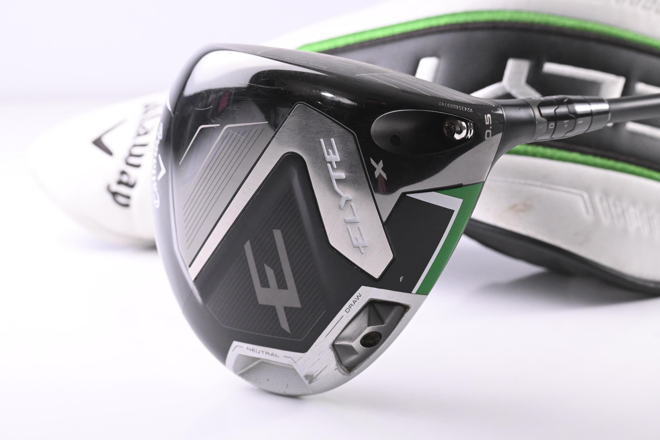 Callaway Elyte X Driver / 10.5 Degree / Regular Flex Vanquish 4 Shaft
