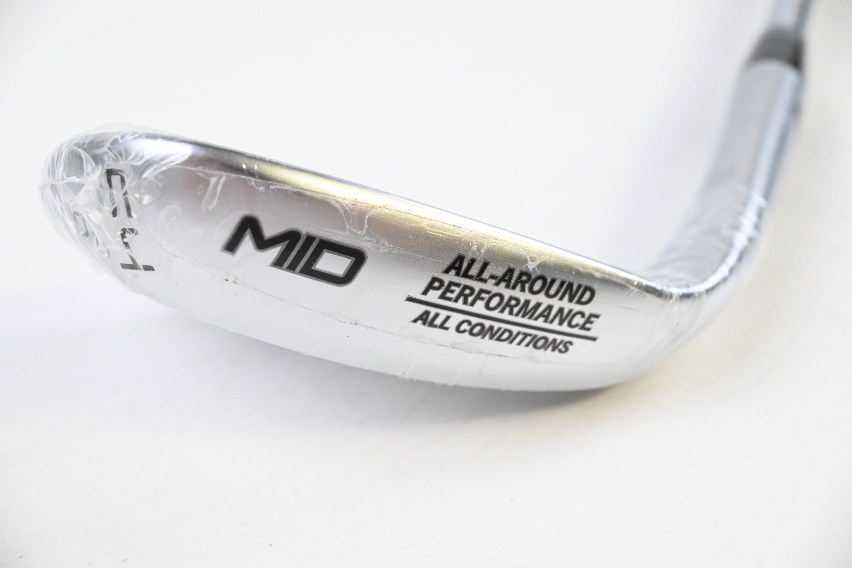Cleveland RTZ Sand Wedge / 54 Degree / Wedge Flex Dynamic Gold Spinner Shaft