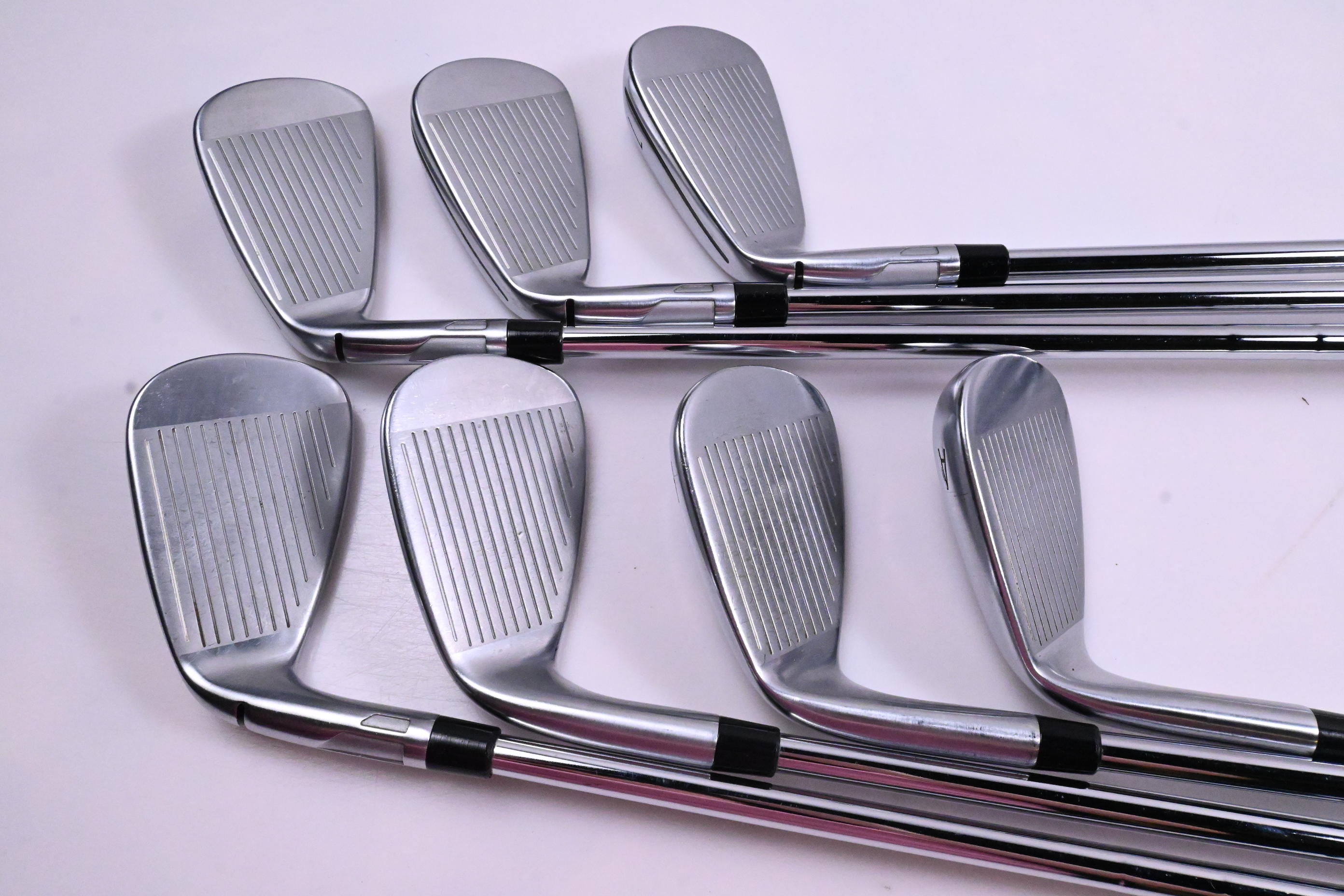 Taylormade Qi Irons / 5-PW+SW / Regular Flex KBS Tour Lite Shafts