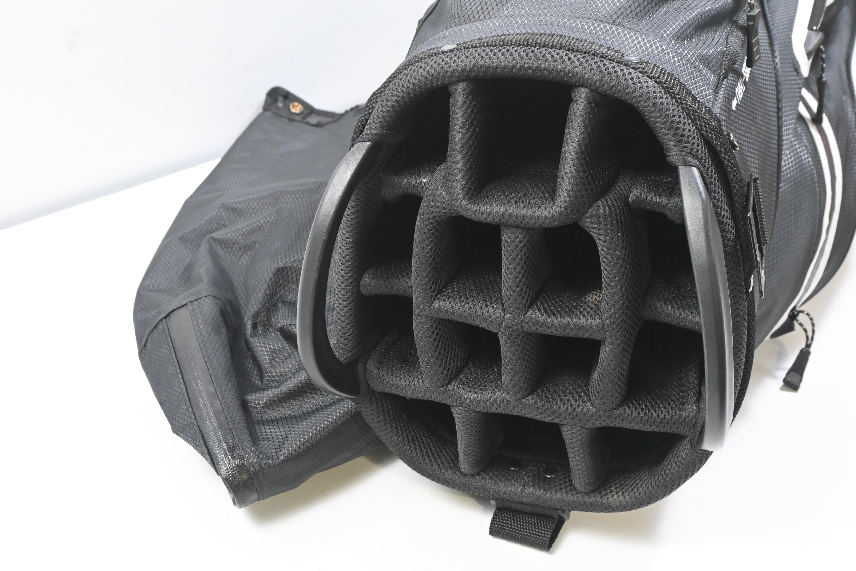 Cobra Ultra Dry Cart Bag / 14-Way Divider / Black, White