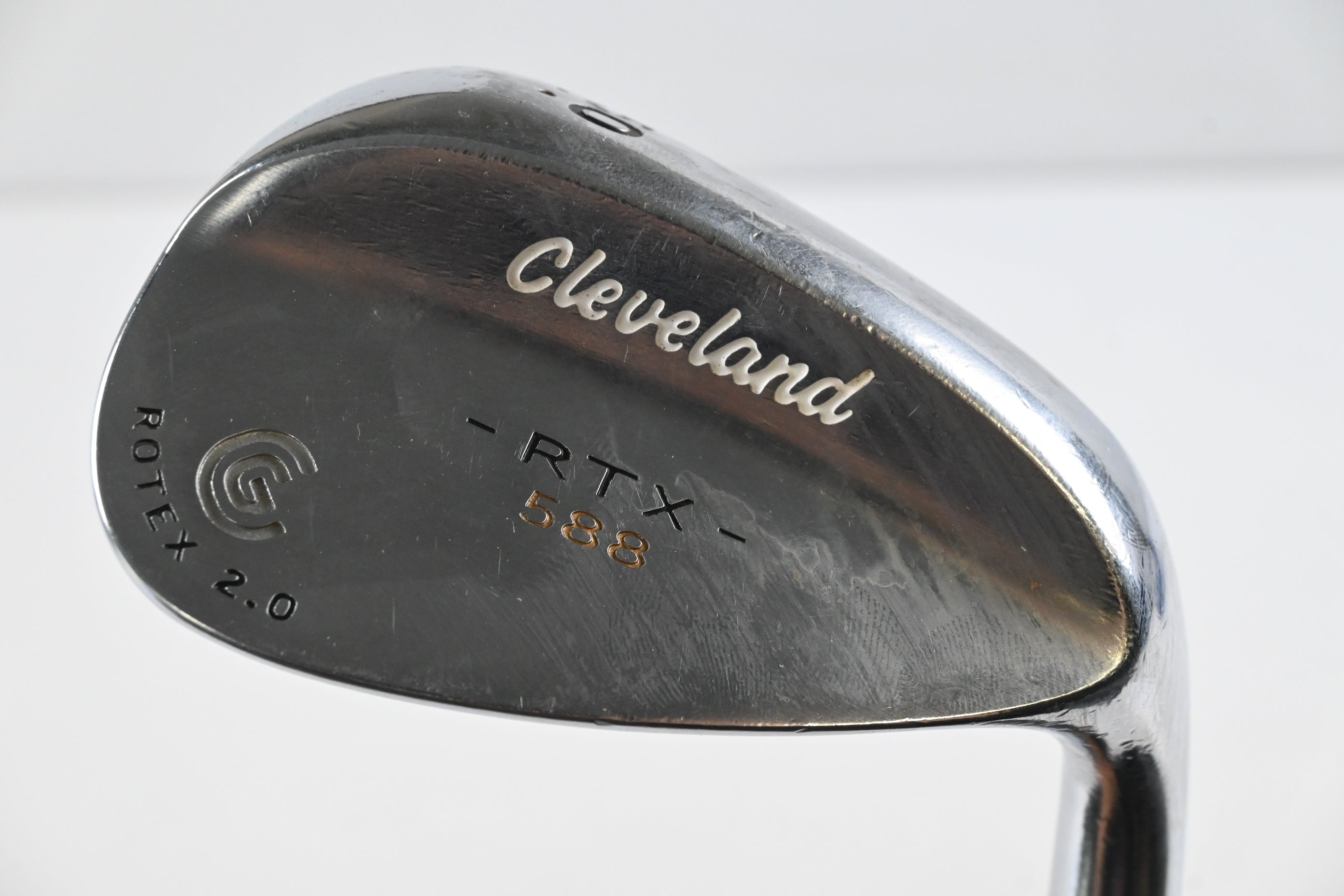 Cleveland 588 RTX Gap Wedge / 50 Degree / Wedge Flex Dynamic Gold Shaft