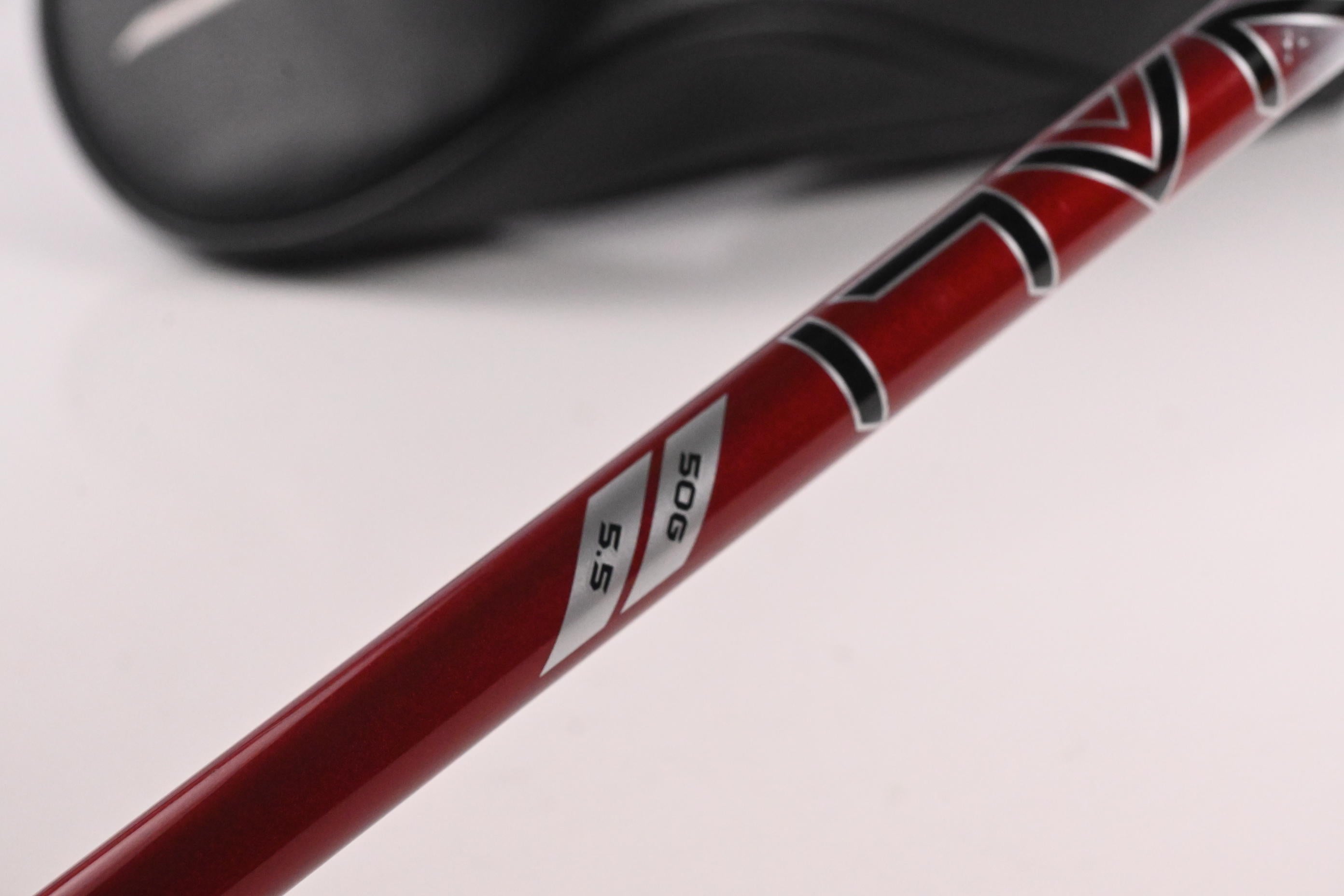 Titleist GT1 Driver / 12 Degree / Regular Flex Project X Denali Red 50 Shaft