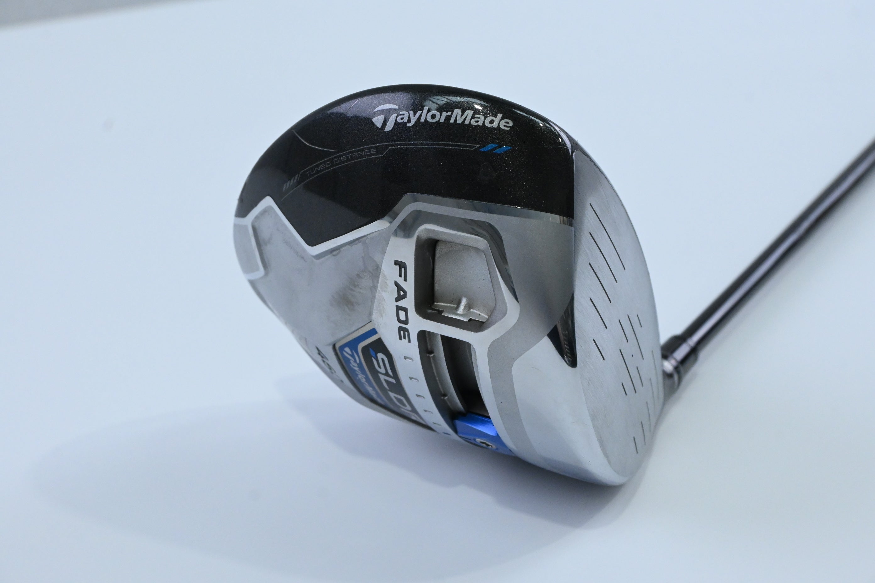 Taylormade SLDR Driver / 10.5 Degree / Stiff Flex Fujikura Atmos Black 6