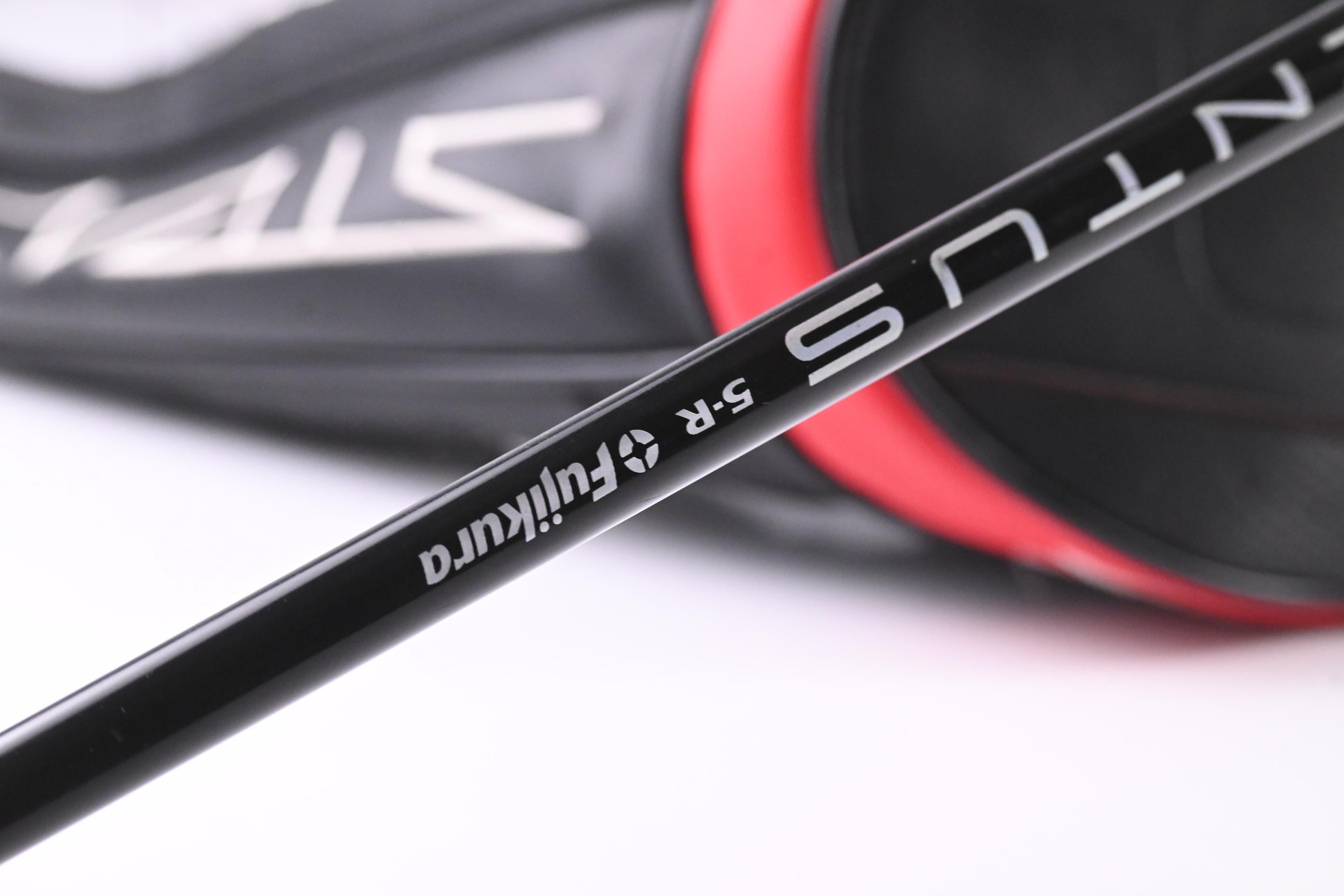 Taylormade Stealth Driver / 9 Degree / Regular Flex Ventus Red 5 Shaft