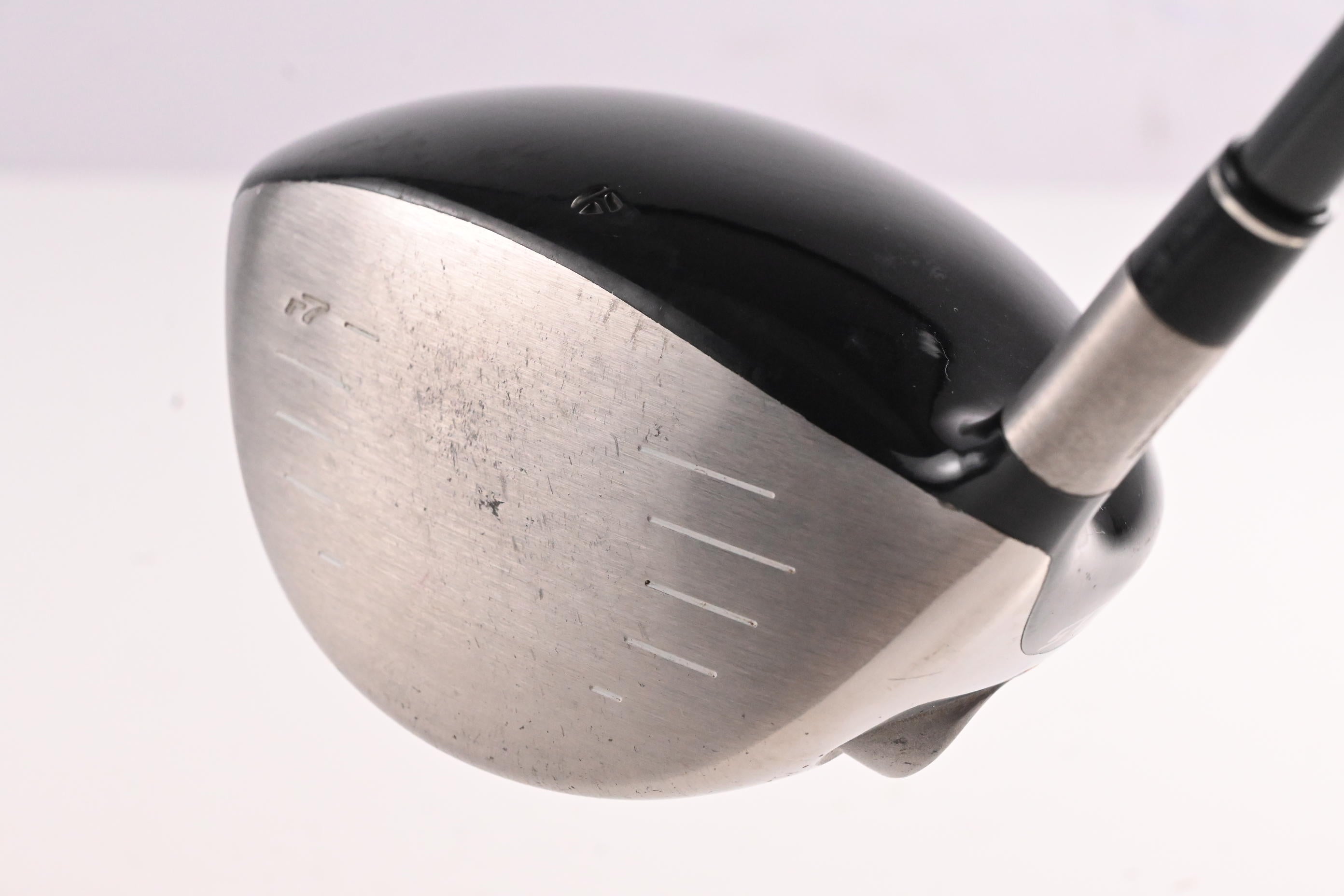 Taylormade R7 425 Driver / 10.5 Degree / Regular Flex Fujikura Reax 65 Shaft