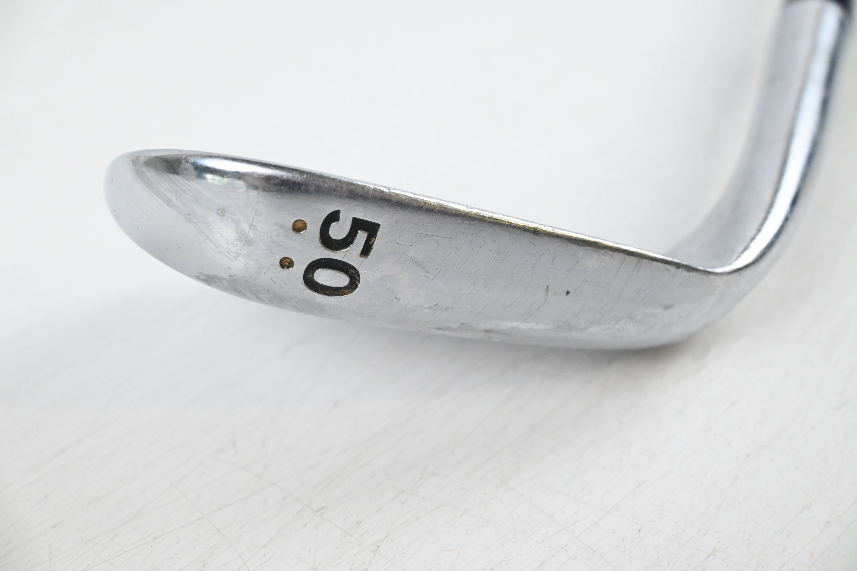 Cleveland 588 RTX Gap Wedge / 50 Degree / Wedge Flex Dynamic Gold Shaft