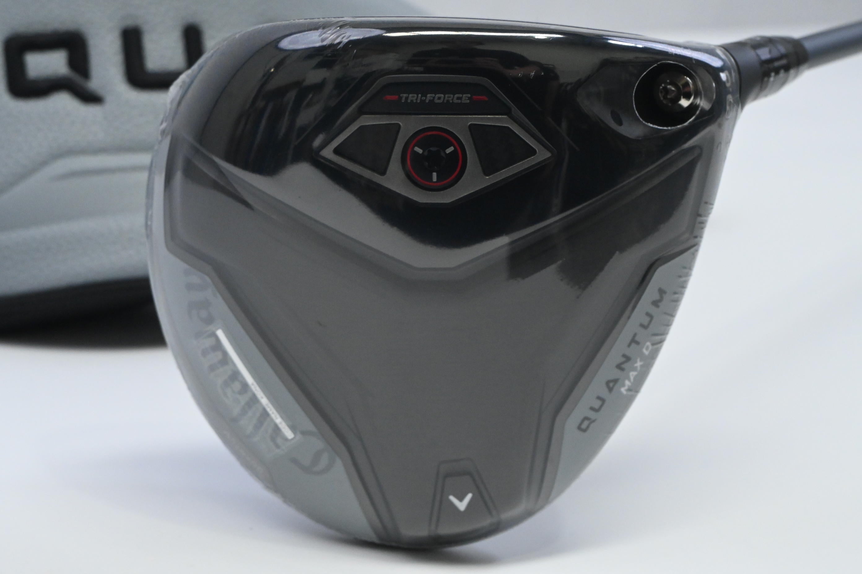 Callaway Quantum Max D Driver / 9 Degree / Stiff Flex Denali Frost White 60