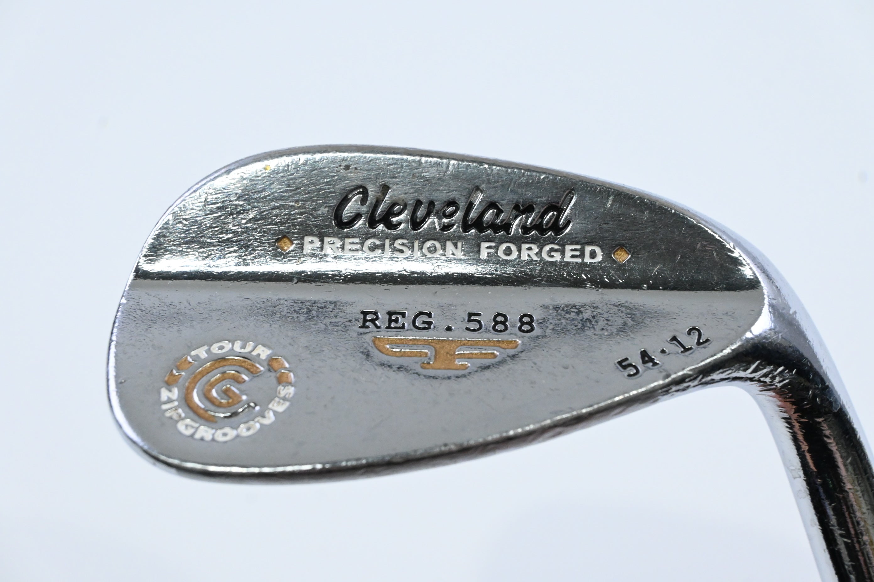 Cleveland 588 Precision Forged Sand Wedge / 54 Degree / Wedge Flex Cleveland
