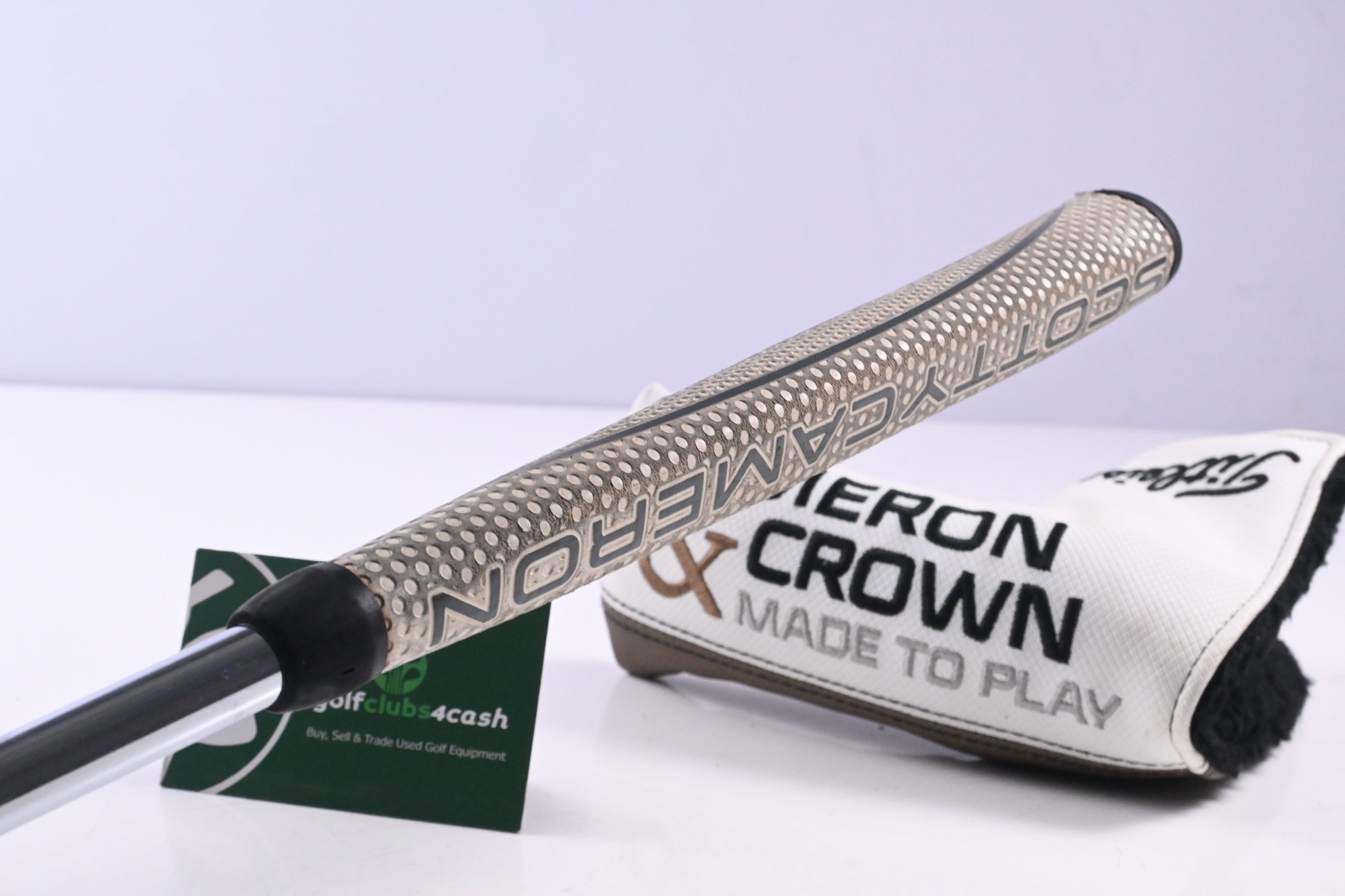 Scotty Cameron Cameron &amp; Crown Newport M2 Putter / 33 Inch