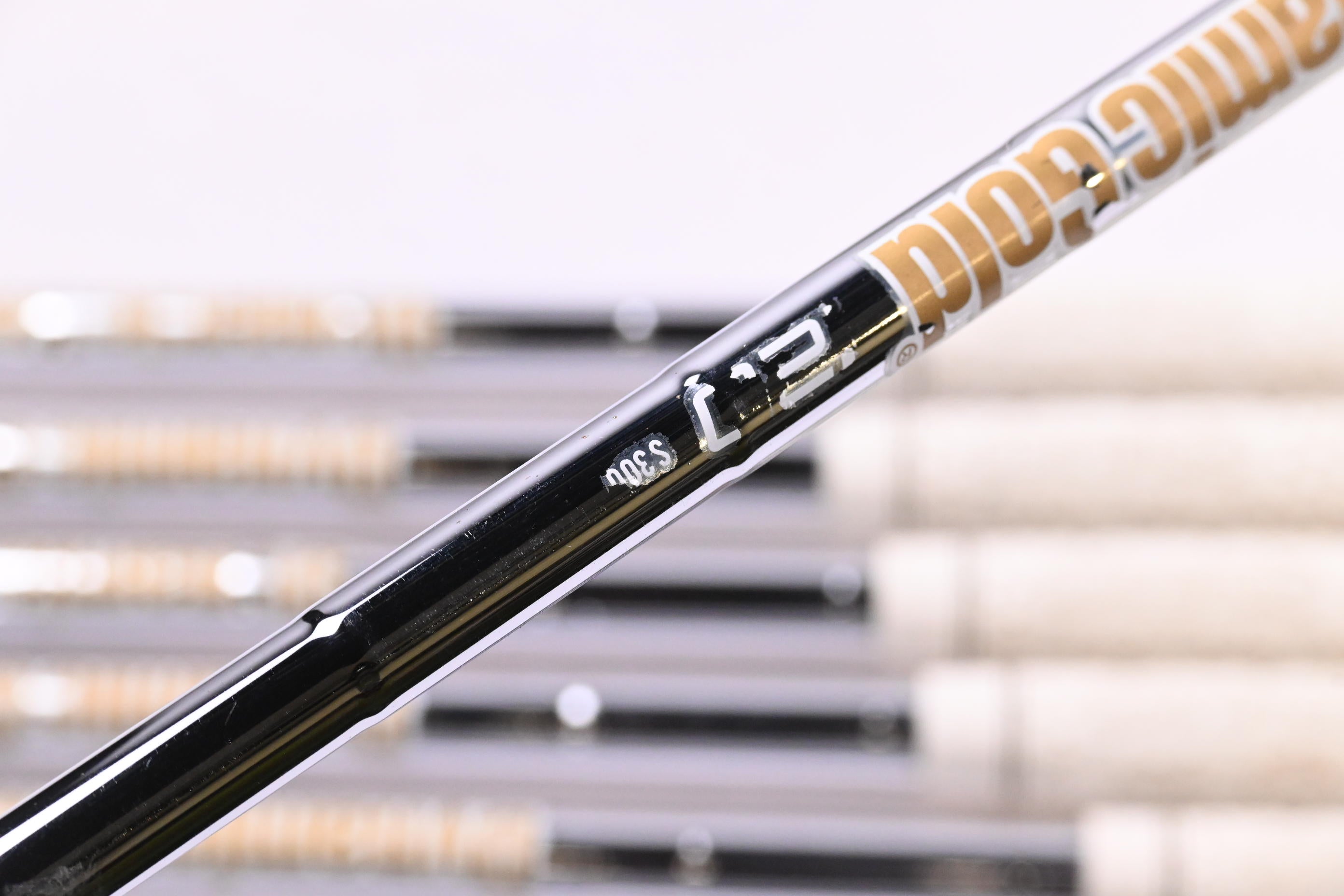 Wilson D7 Forged Irons / 4-PW+GW / Stiff Flex Dynamic Gold 120 S300 Shafts