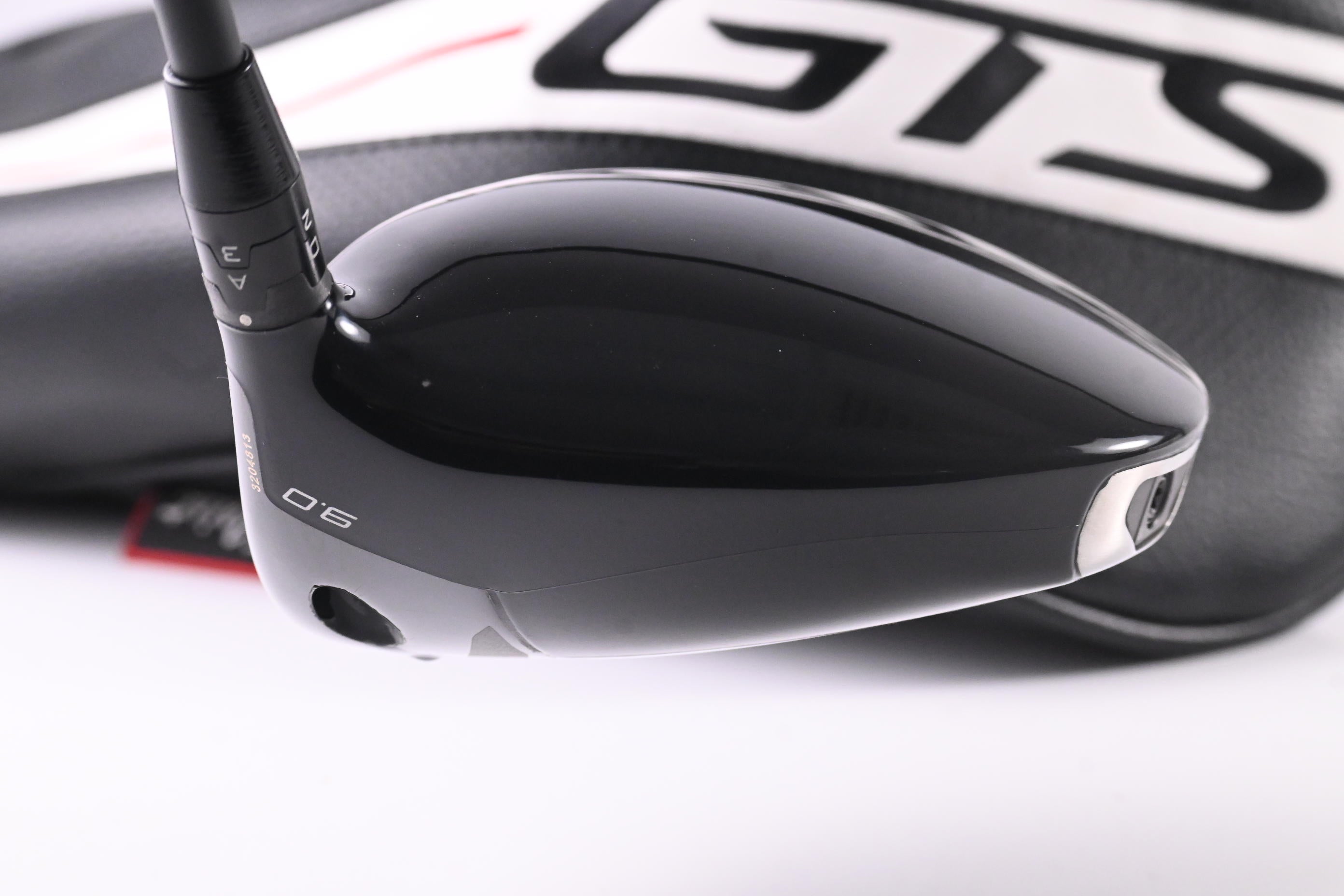Titleist GTS2 Driver / 9 Degree / Stiff Flex HZRDUS TITAN 60 Shaft